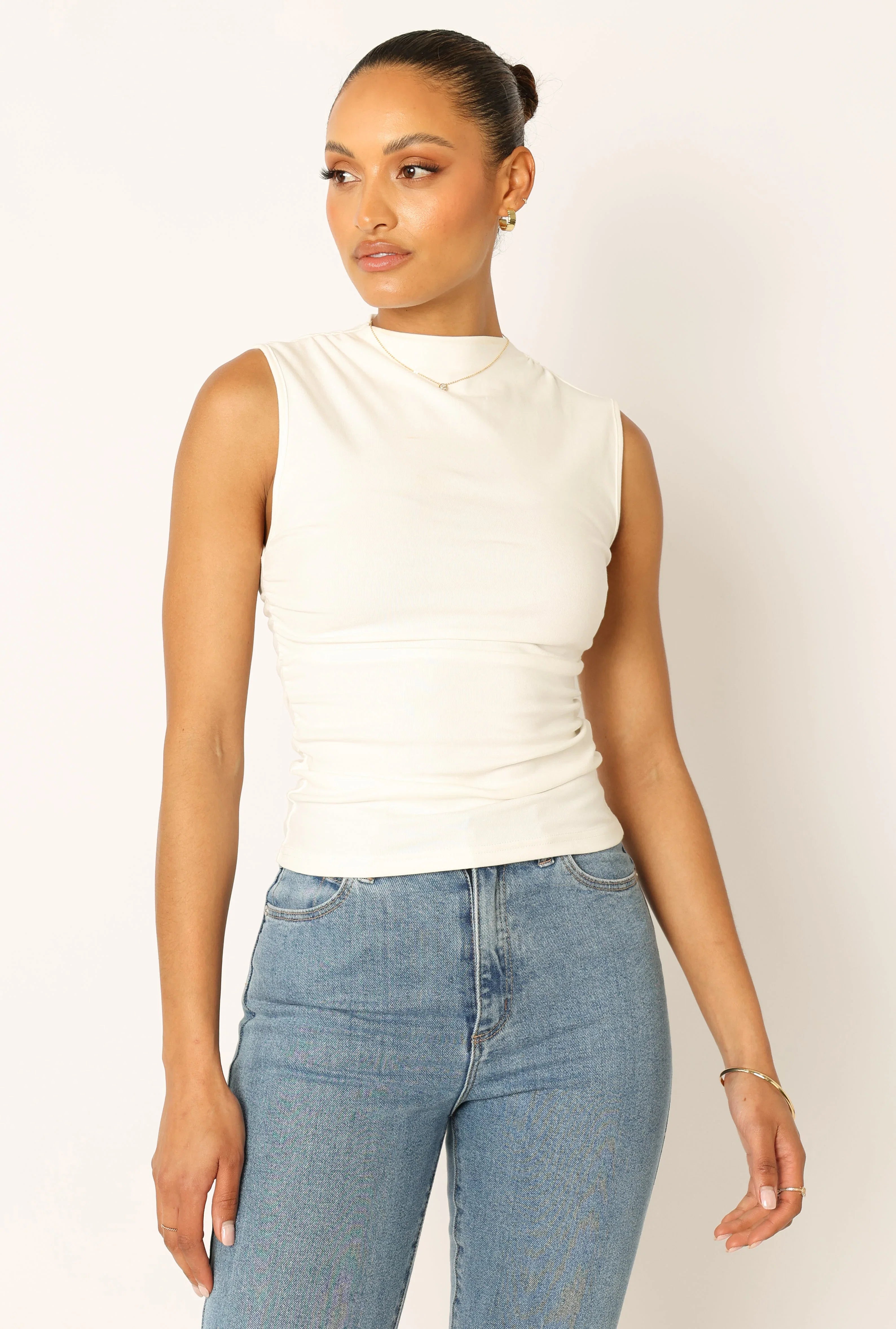 Nissa Top Off White