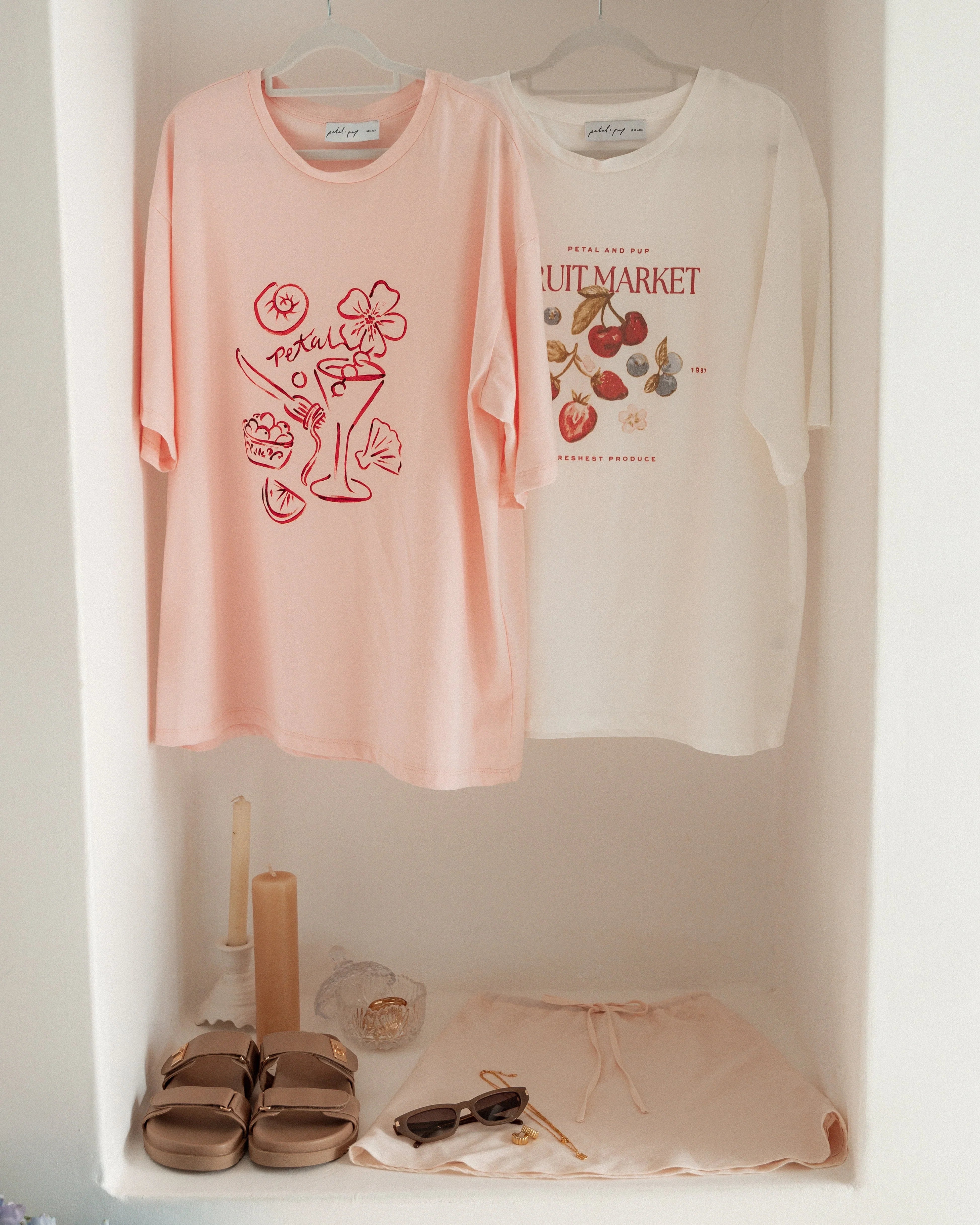 Loa Graphic Tee Pink Red