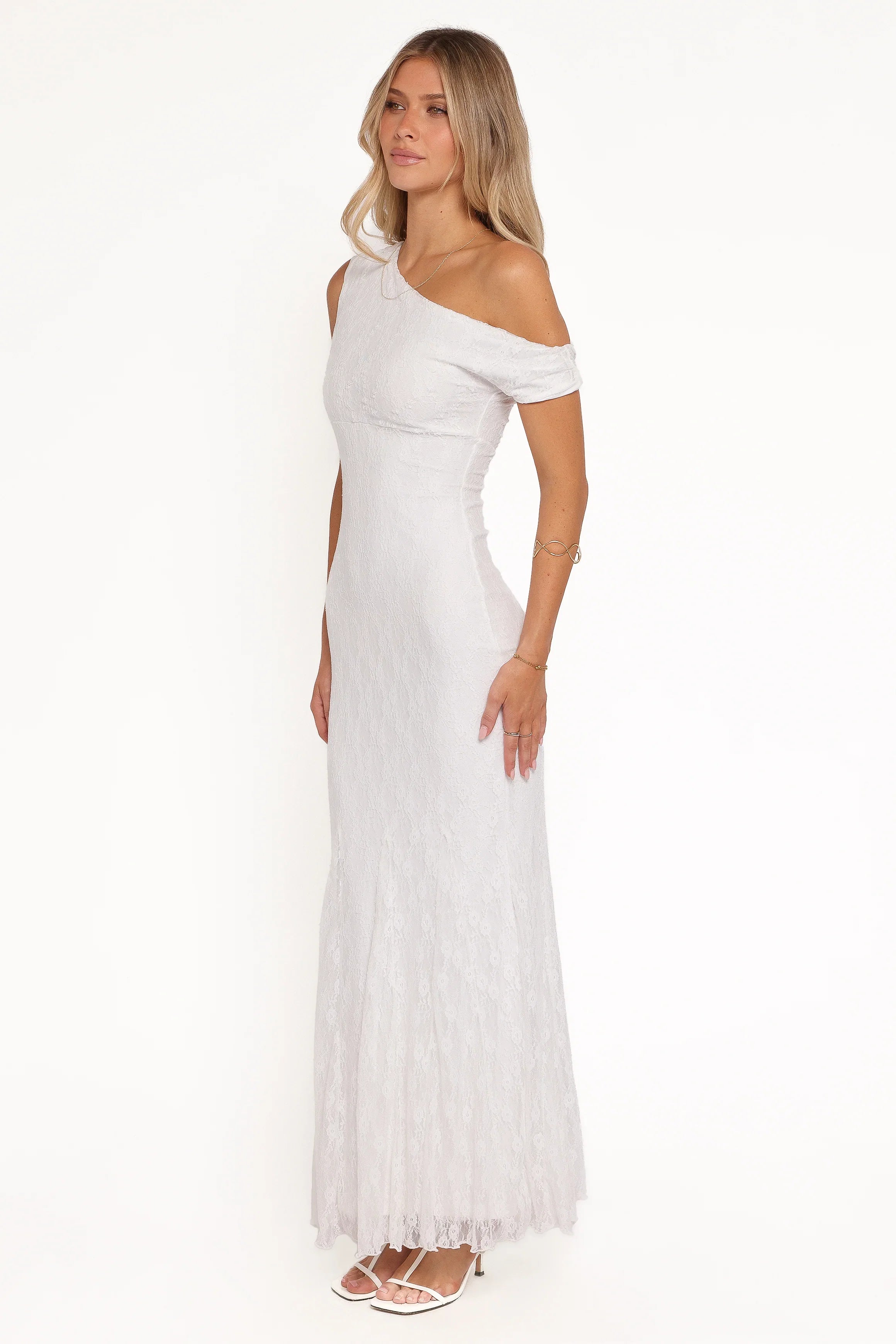 Evelon Off Shoulder Maxi Dress White
