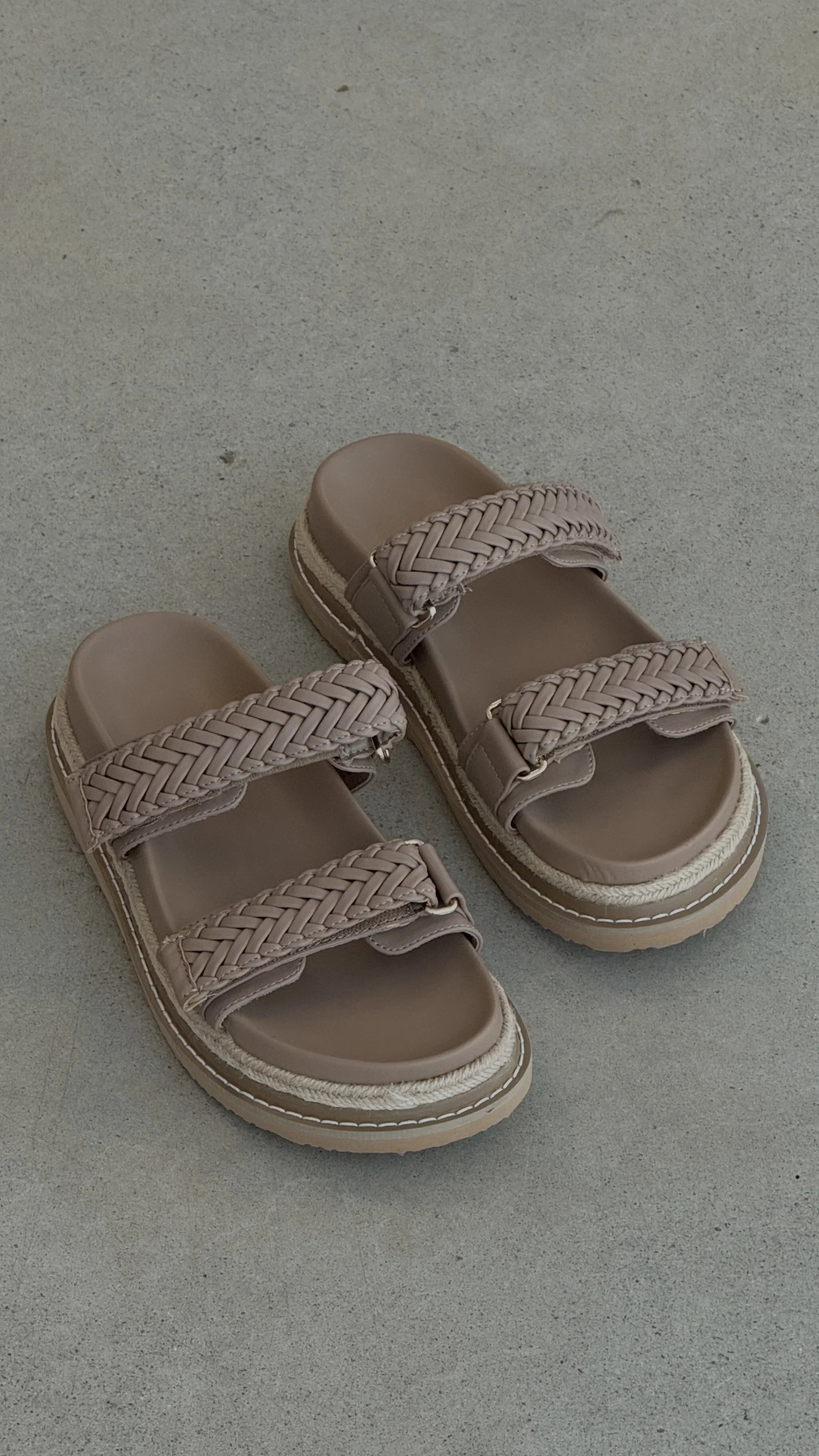 Alva Slides Light Cashew