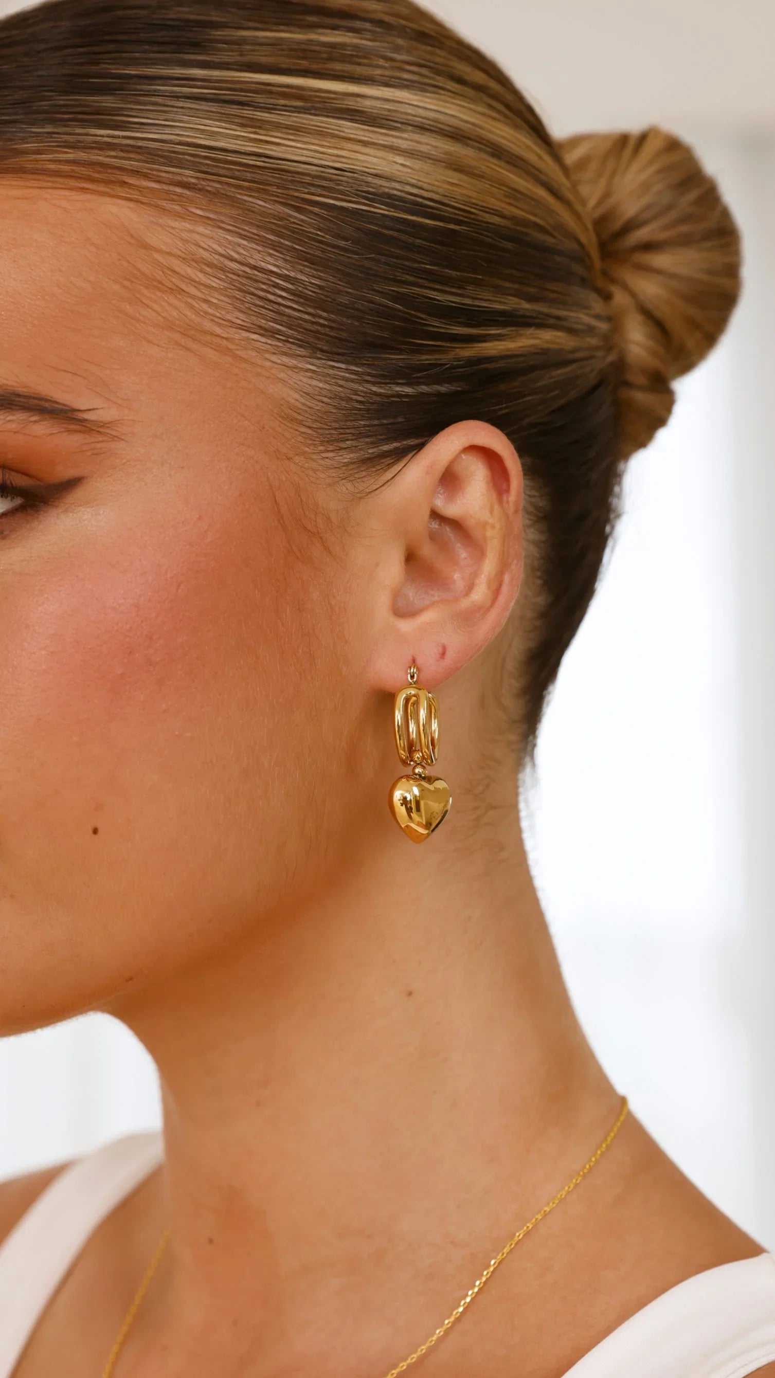 Varick Heart Earrings Gold