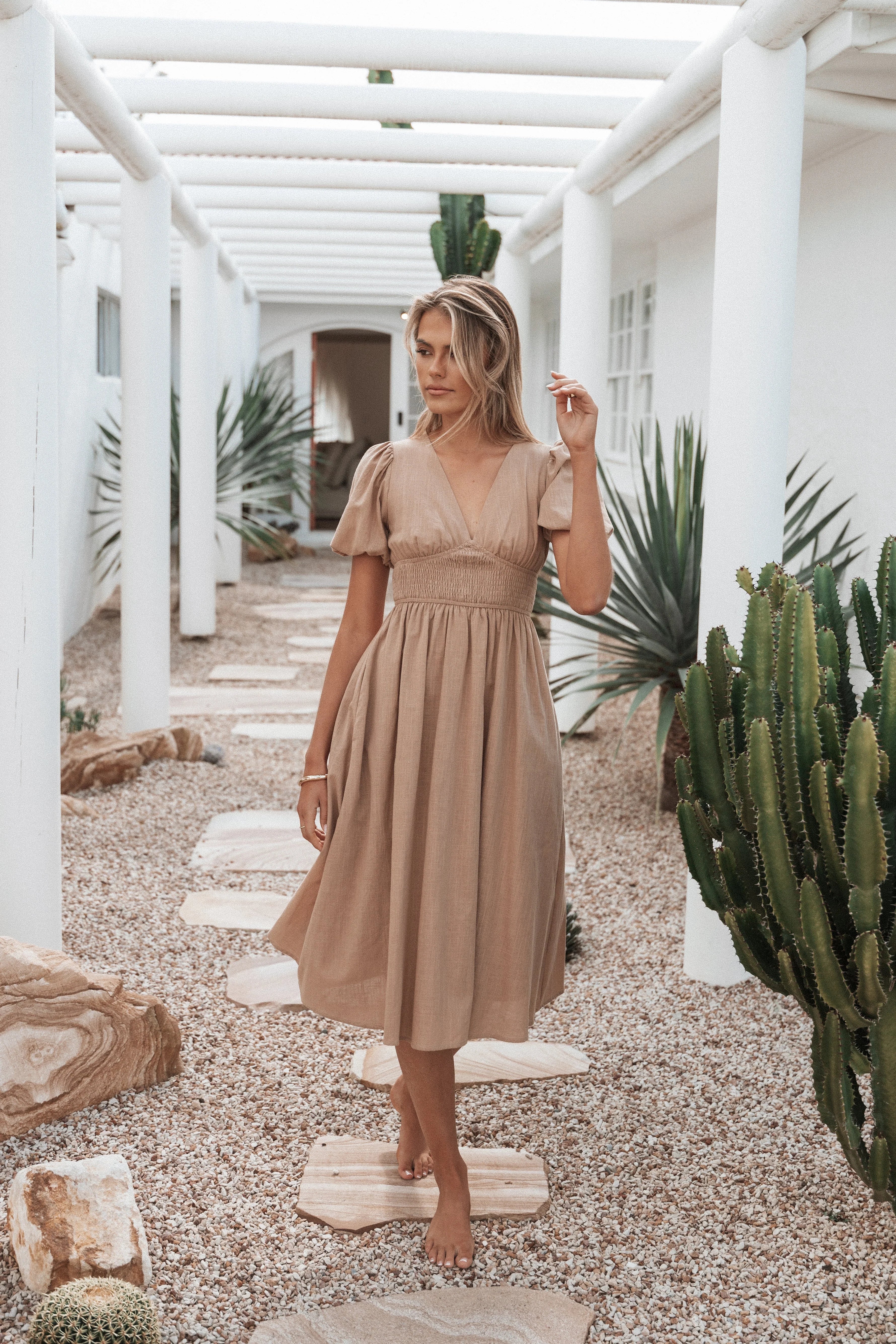 Ronnie Short Sleeve Midi Dress Tan