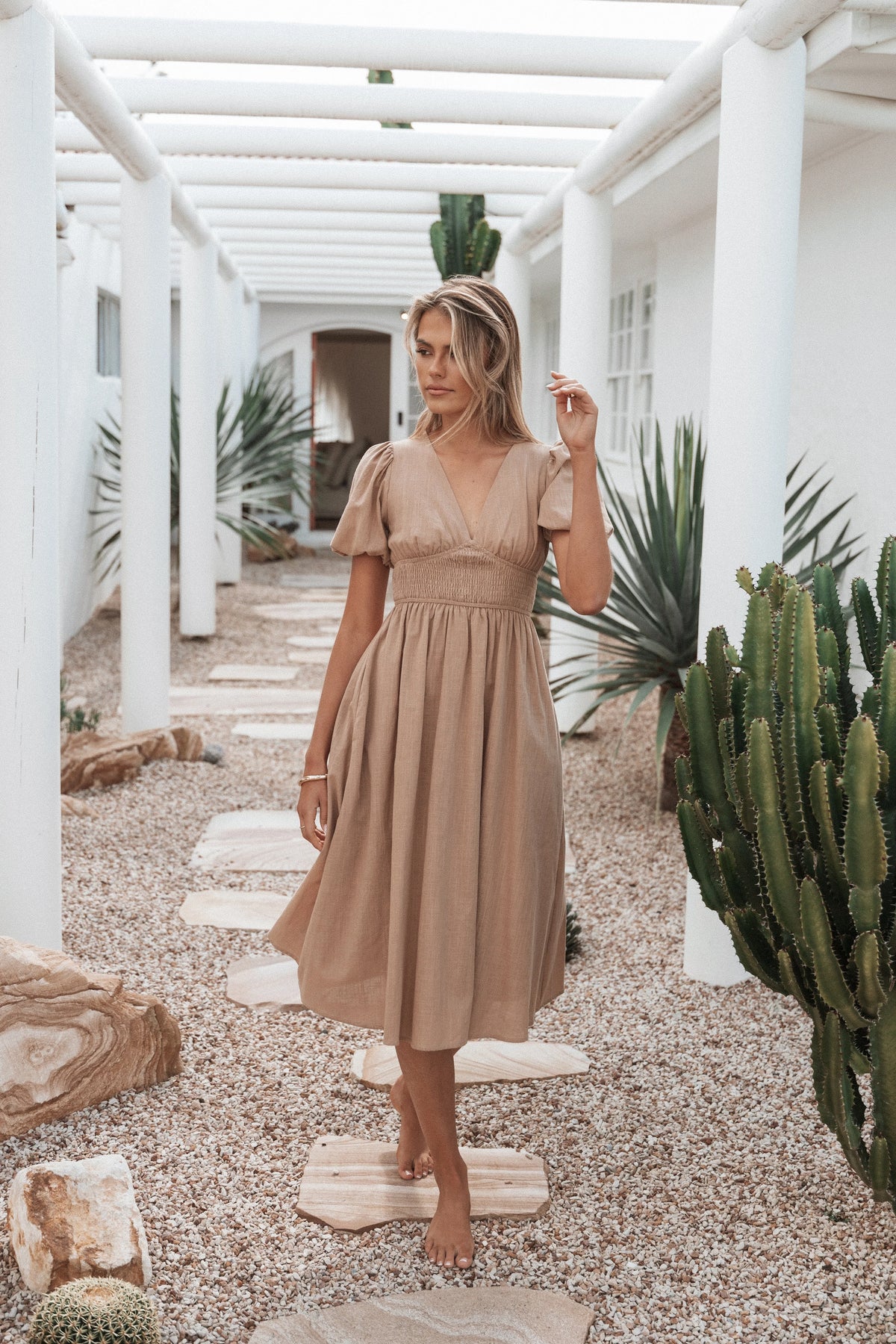 Ronnie Short Sleeve Midi Dress Tan