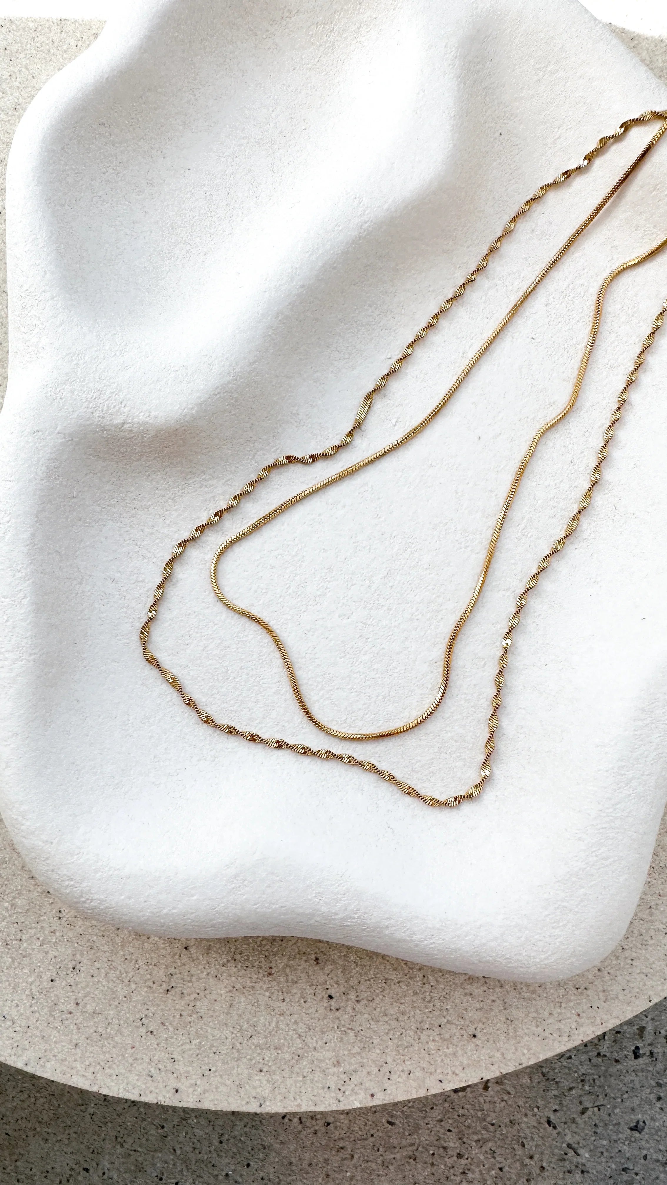 Sarah Twist Necklace Set Gold