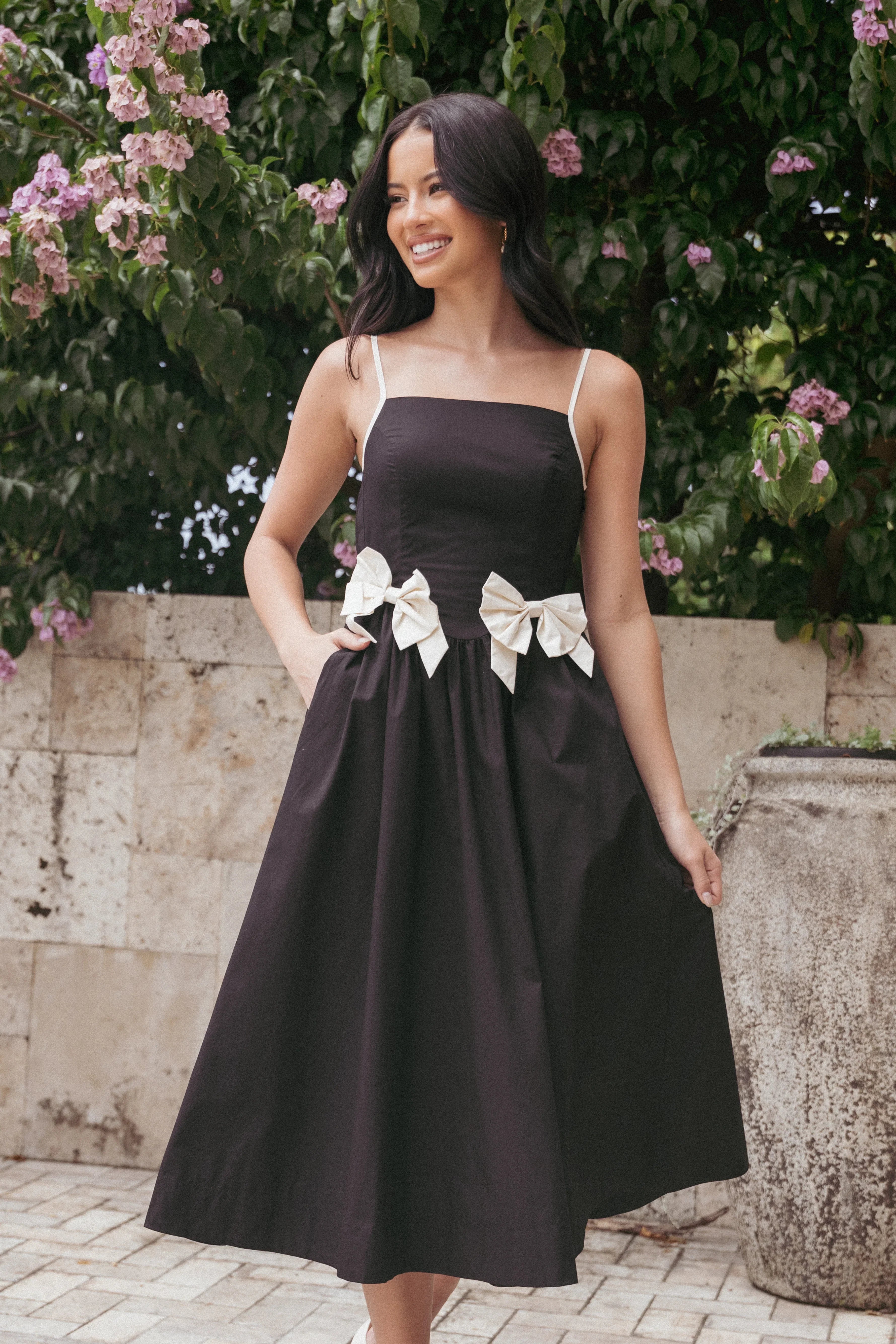 Tia Midi Dress Black