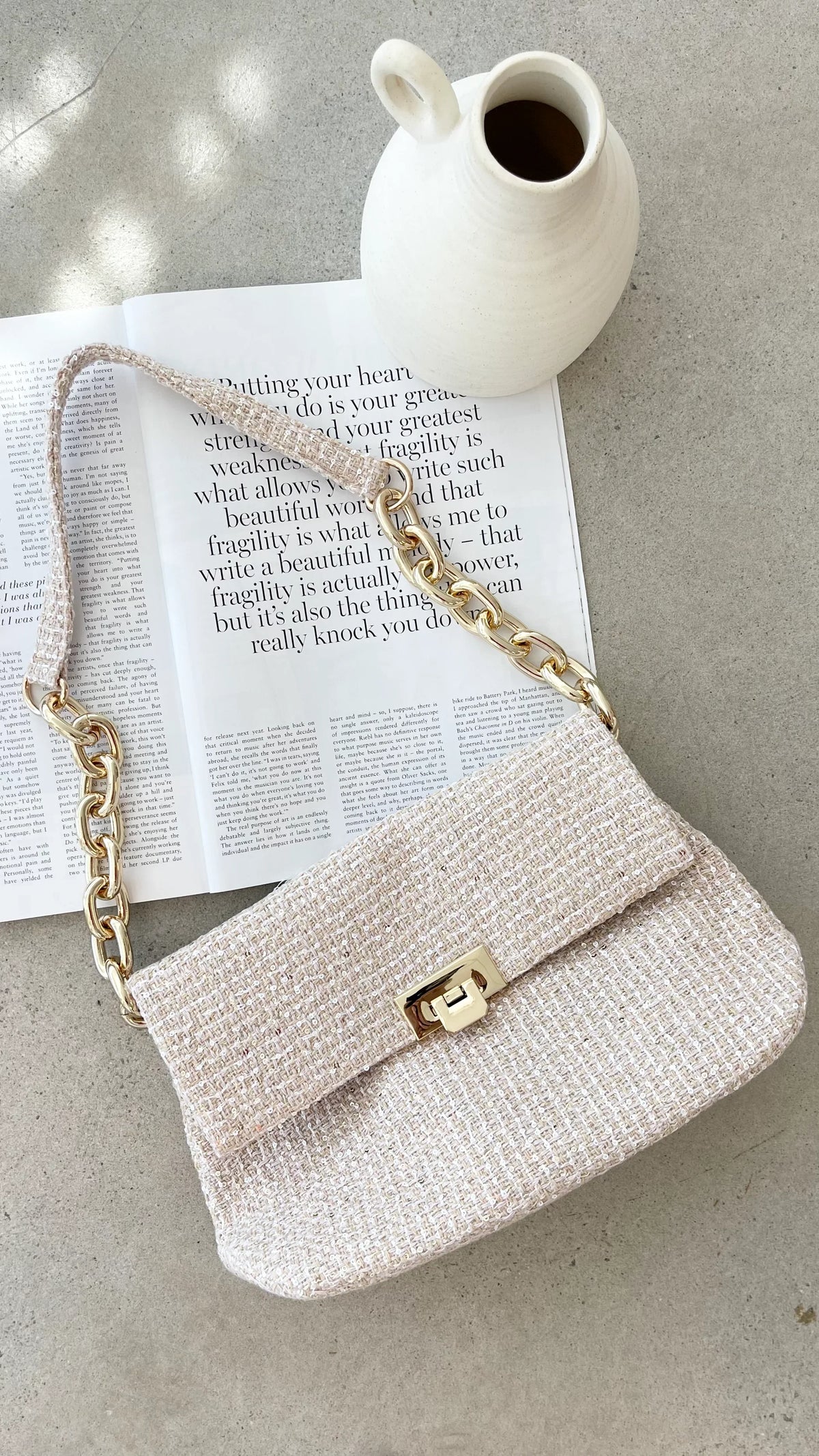 Fion Boucle Chain Strap Handbag Camel