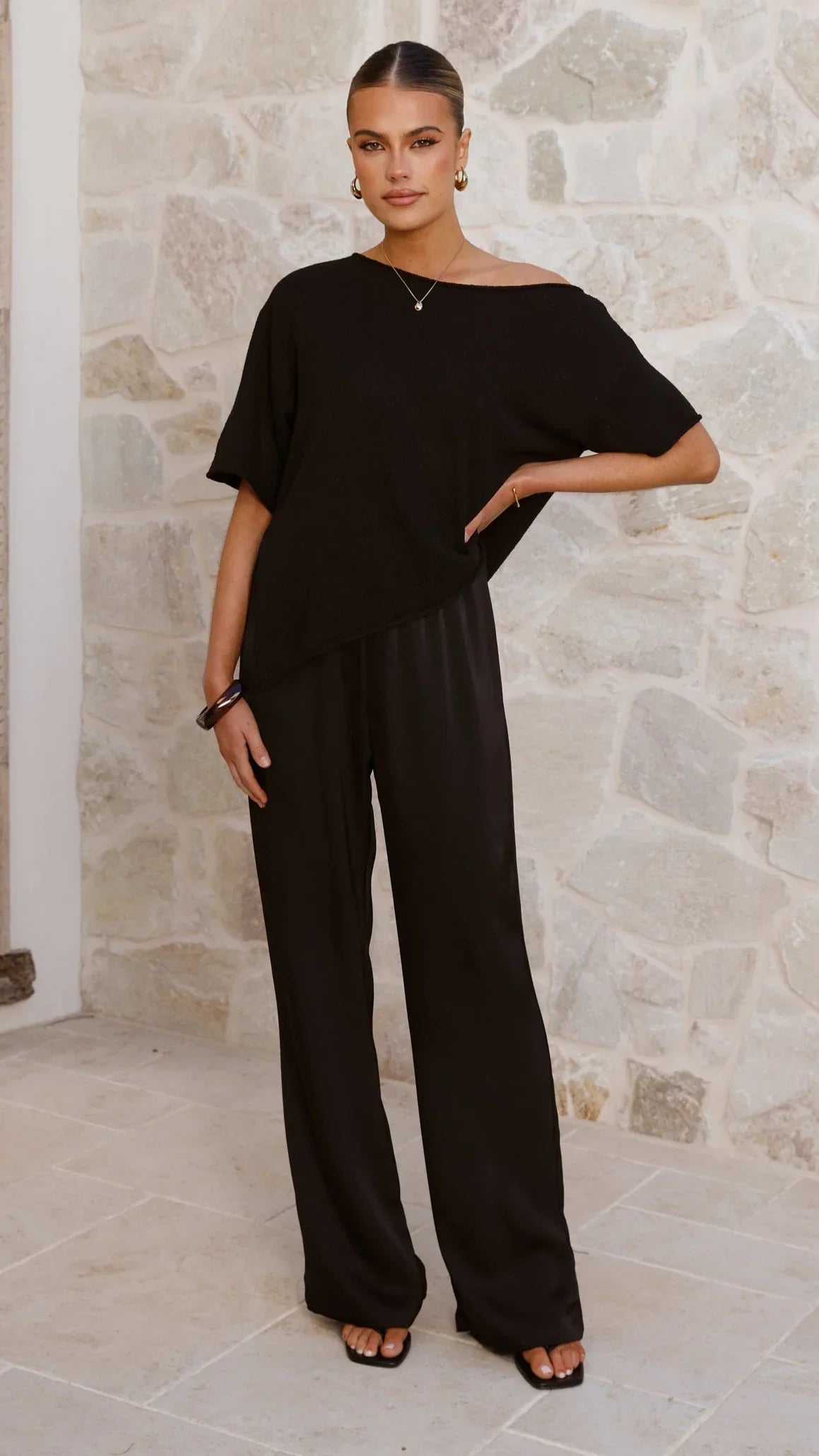 Blair Off Shoulder Tee Black