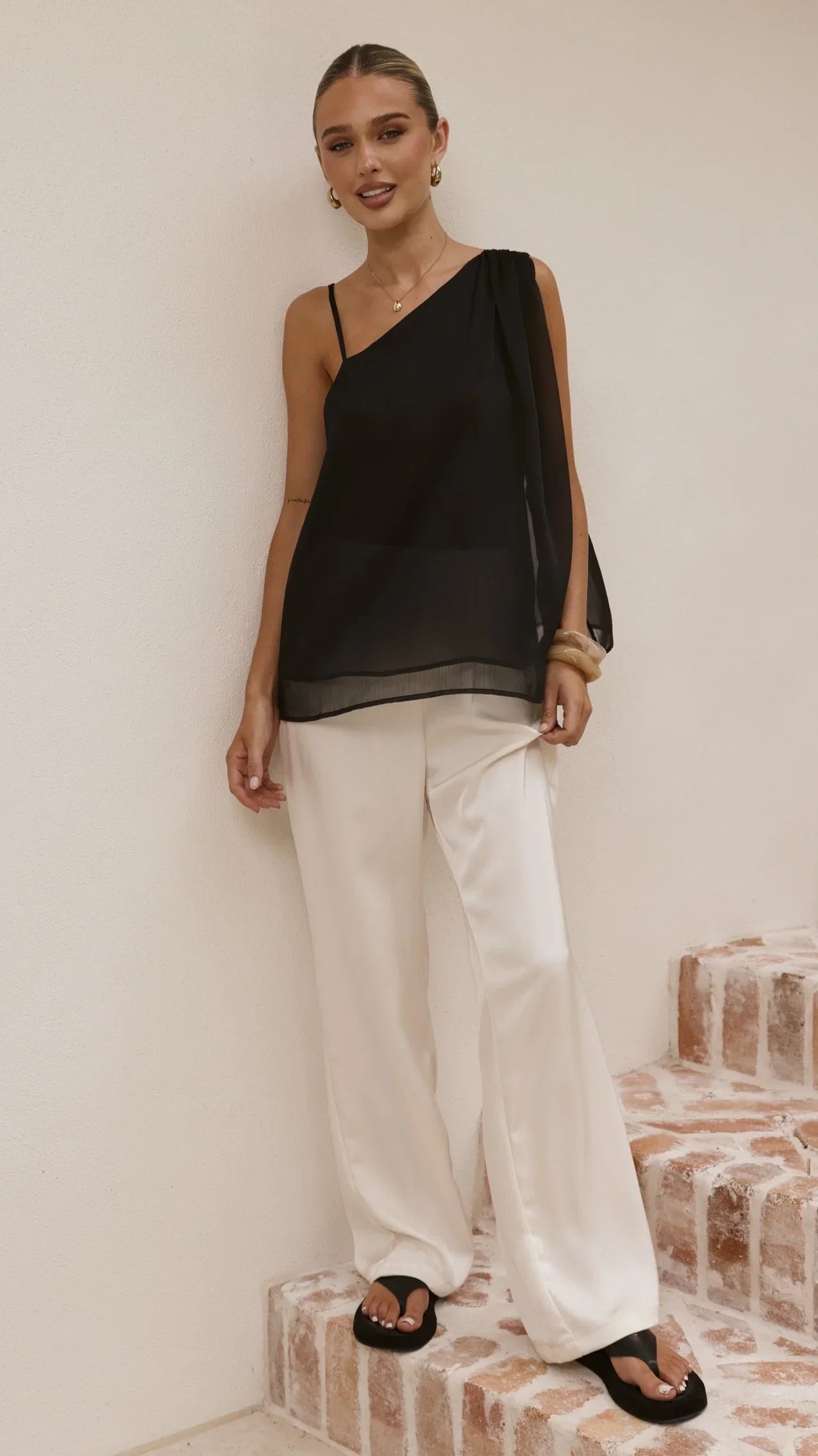 Hazel Top Black