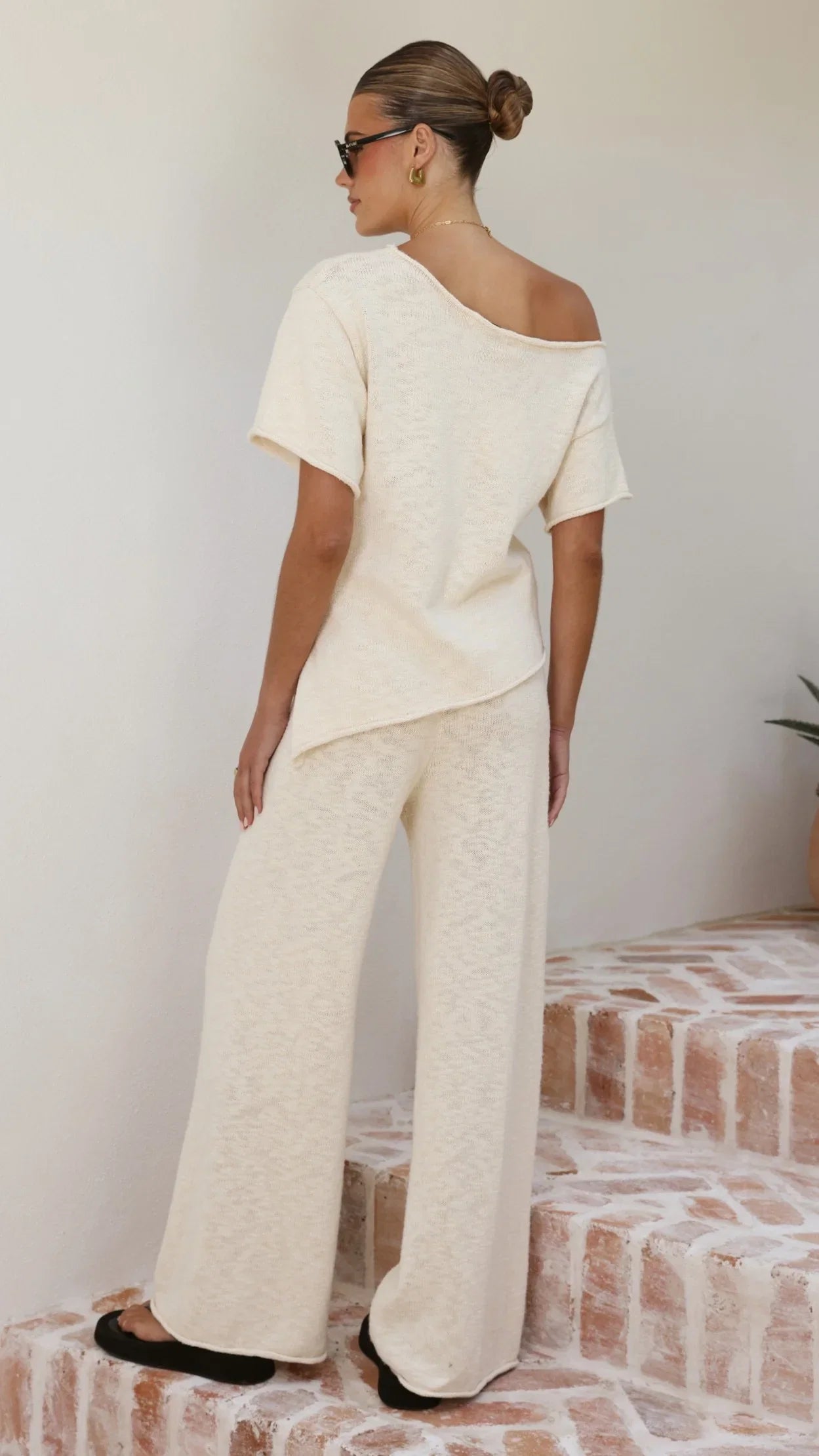Cascadia Off Shoulder T Shirt Cream