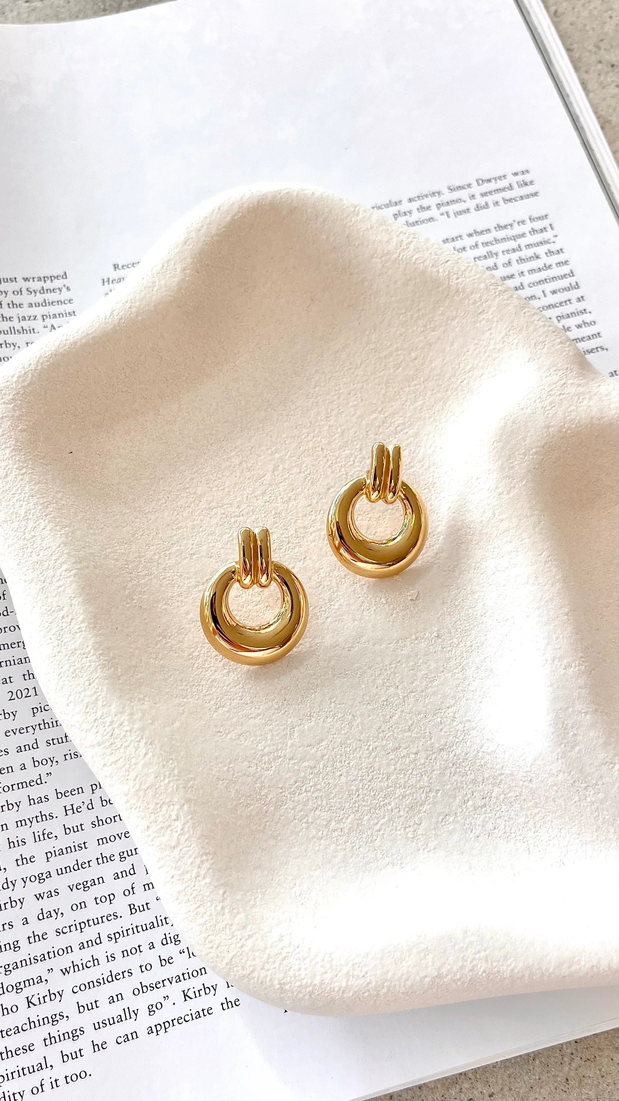 Paloma Earrings Gold