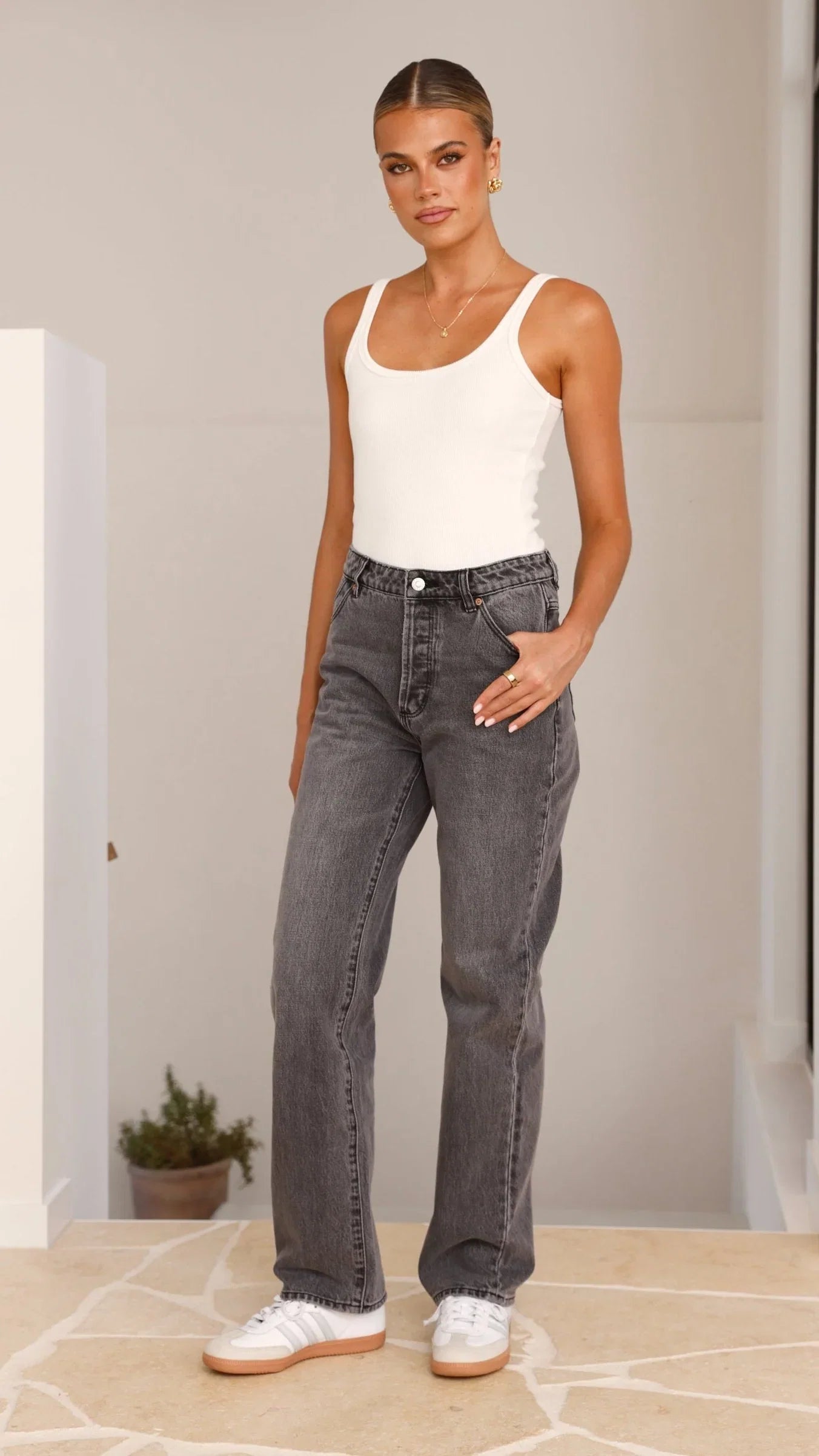 Rollas 90s Relaxed Jean Vintage Black Worn Black