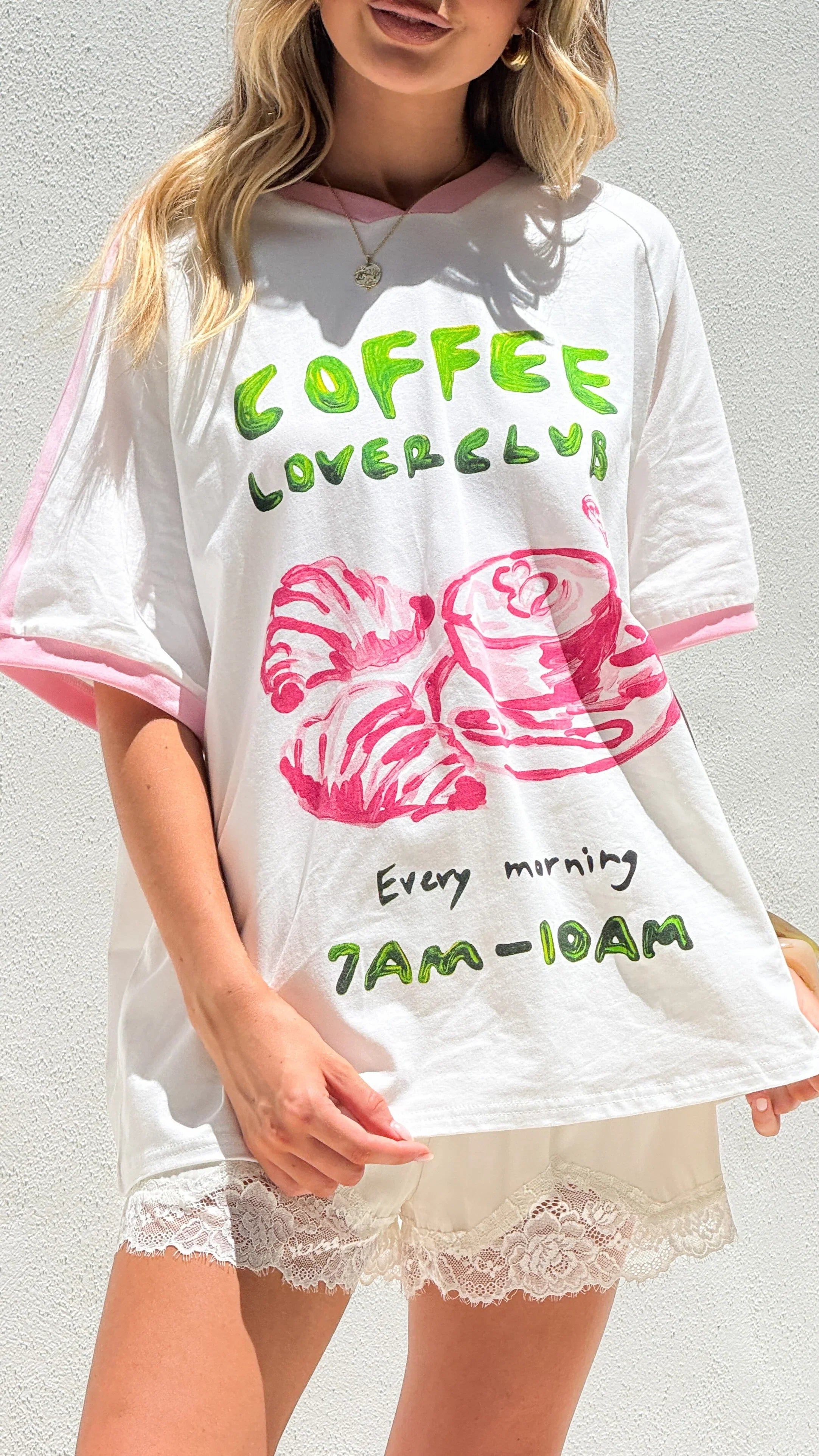 Coffee Lover Club Tee White Pink