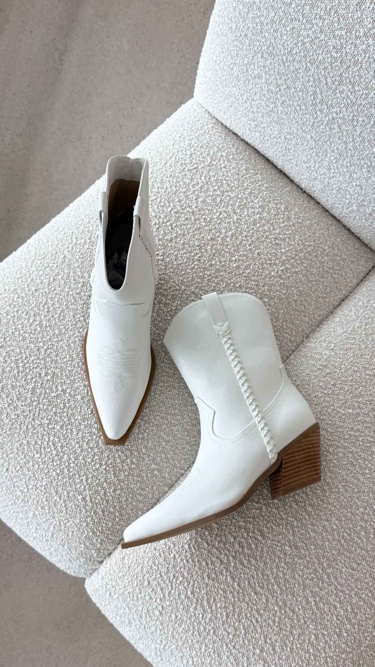 Ellenora Boots Bone
