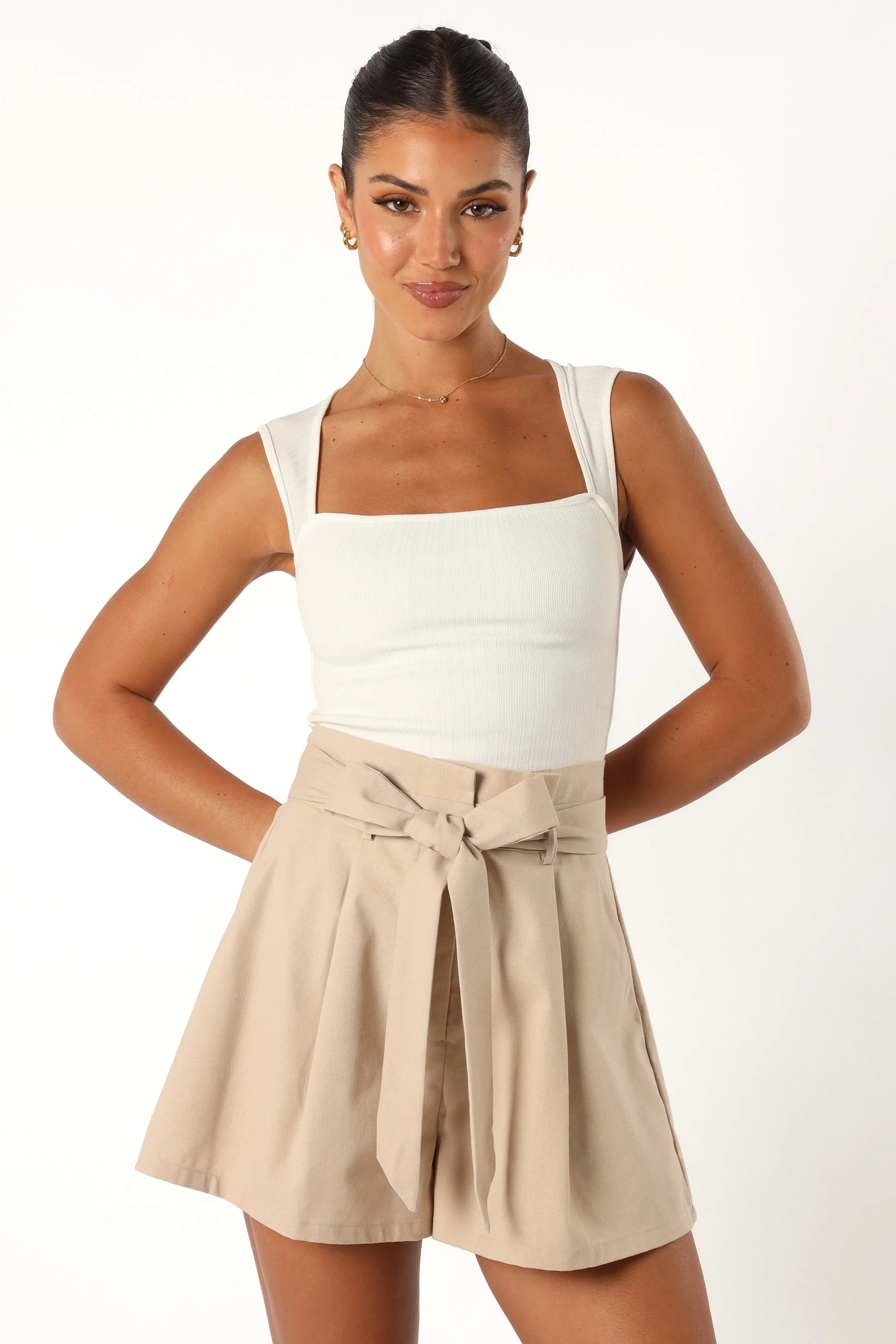Maya High Waisted Paperbag Shorts Beige