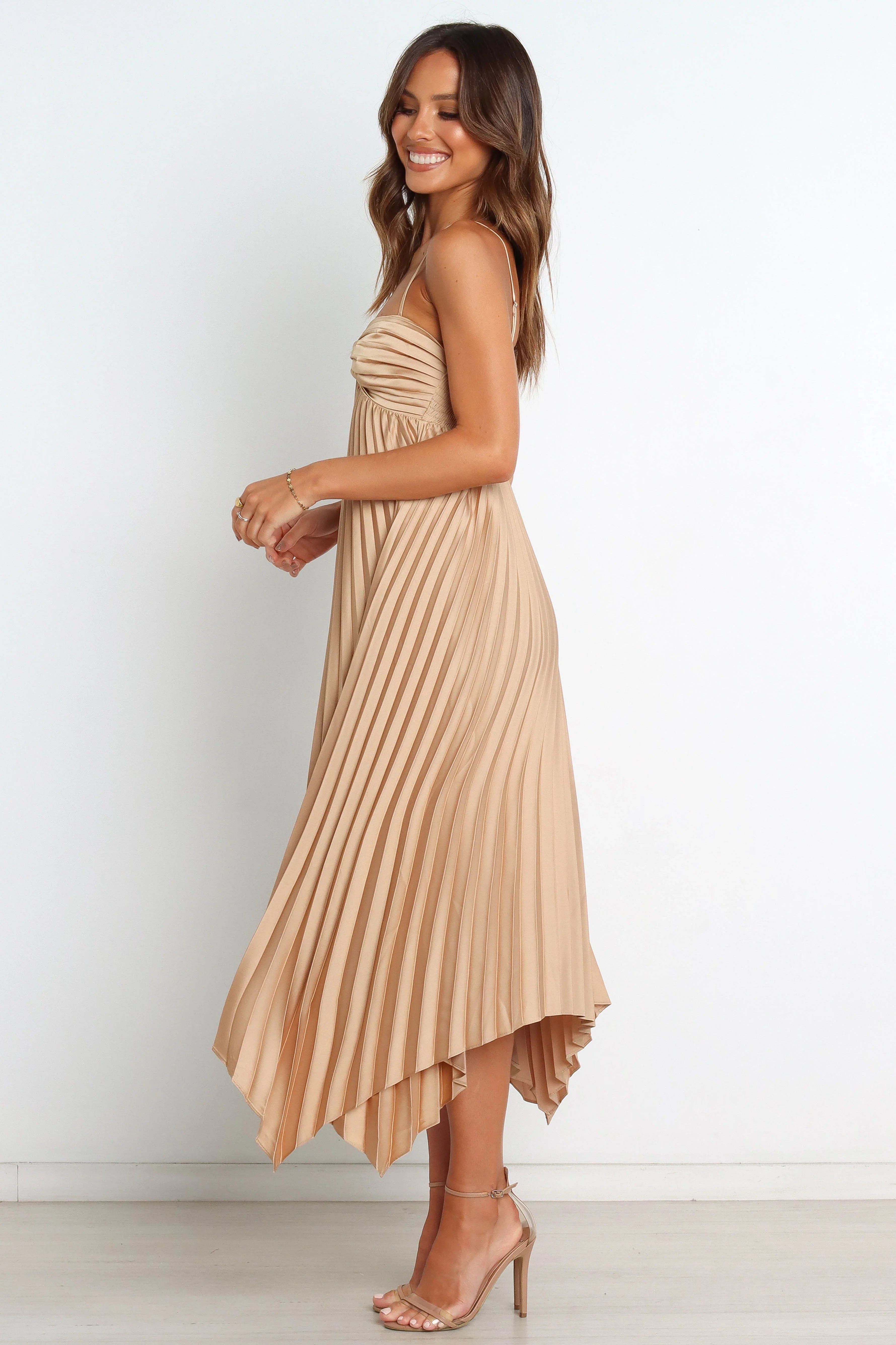 Vikki Dress Gold