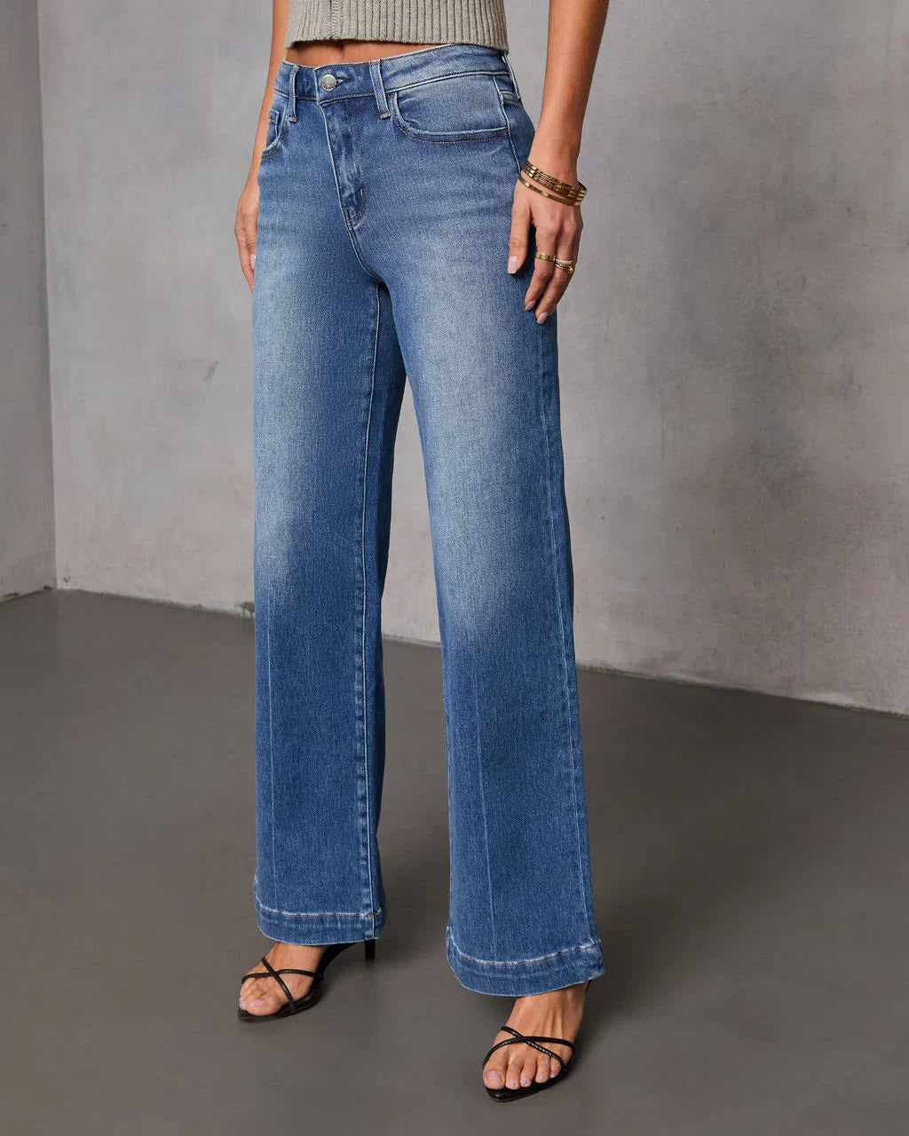Emberlie Super Stretch Straight Leg Jeans