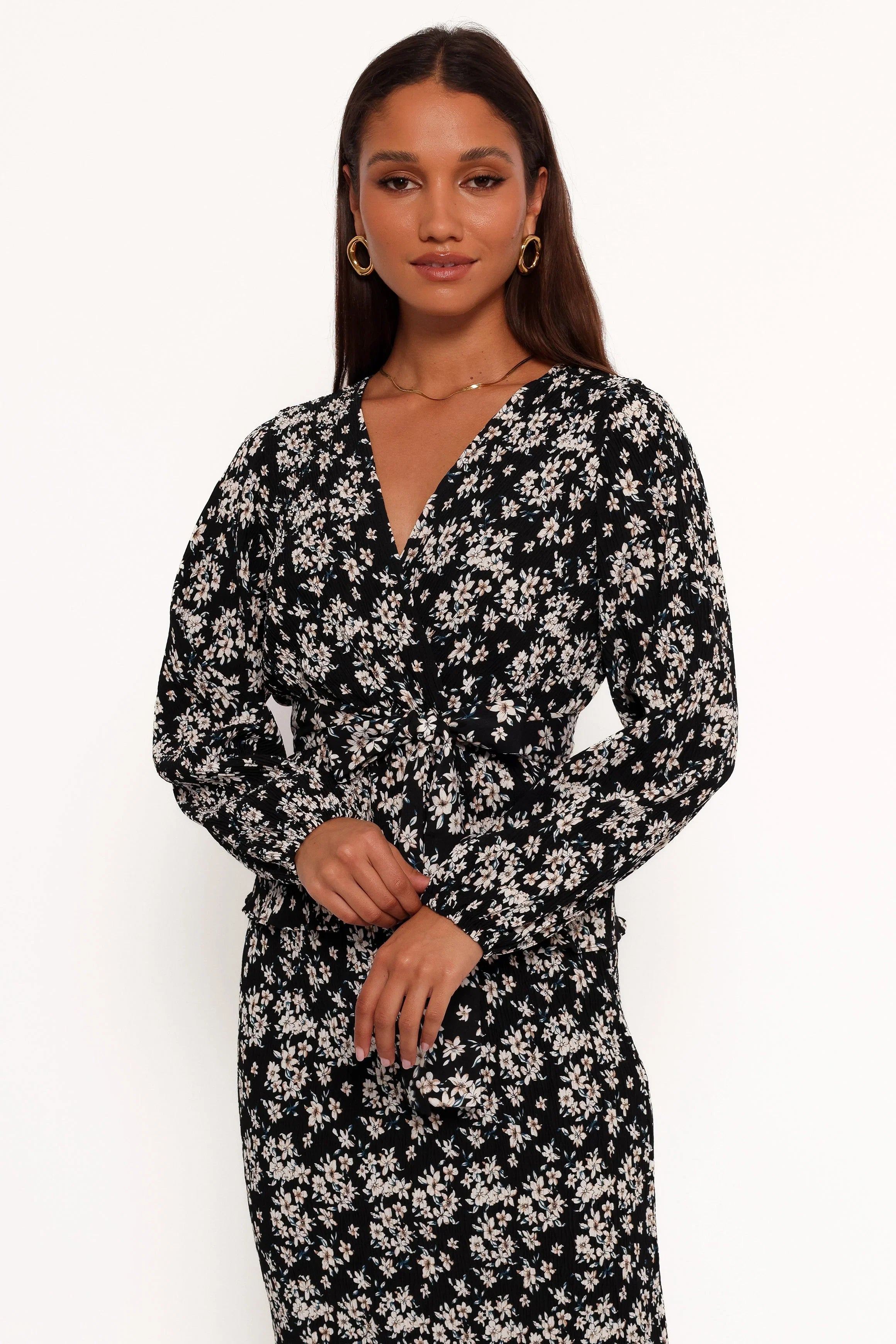 Minelli Pleat Top Black White Floral