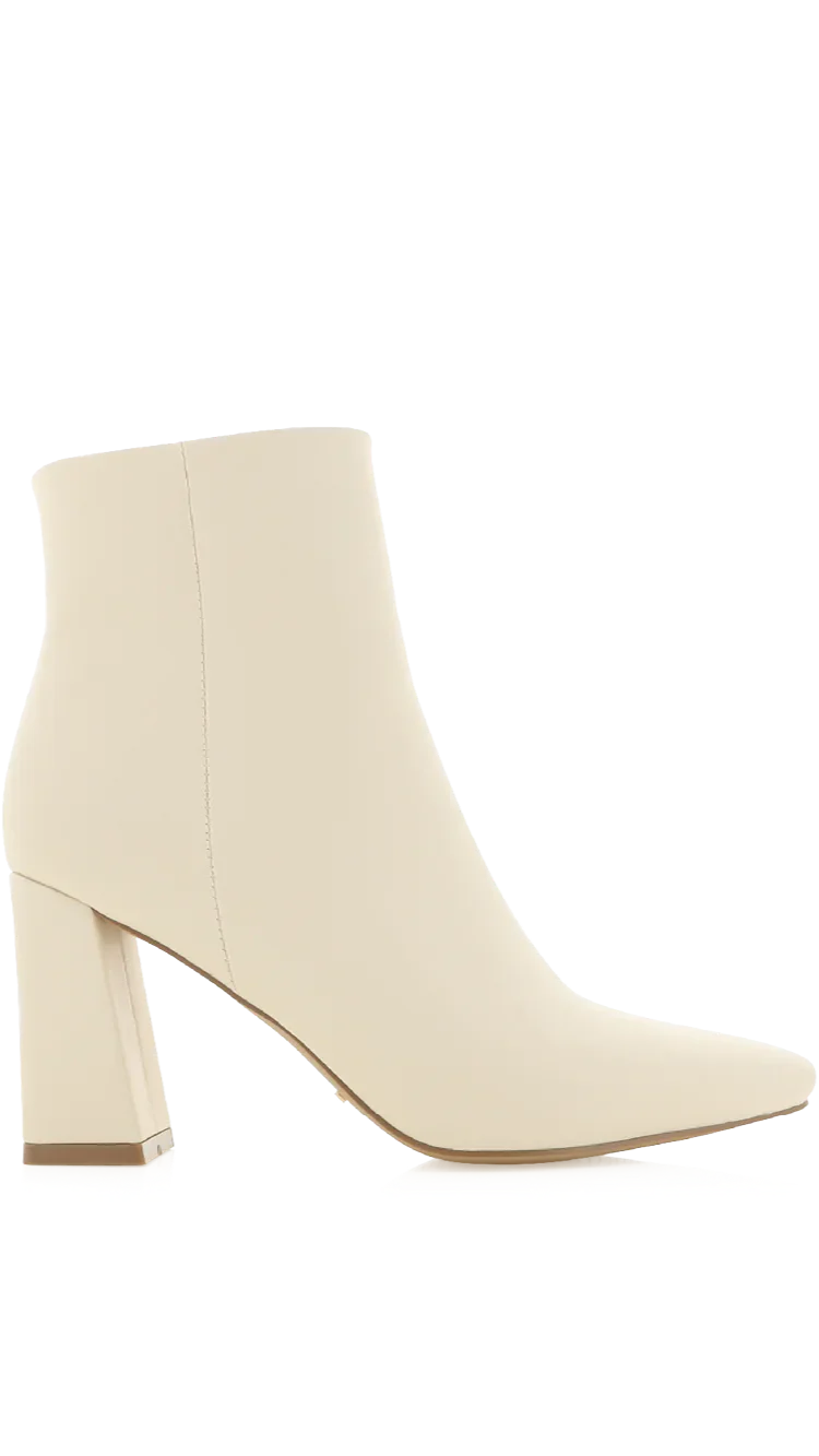 Indeera Boots Bone