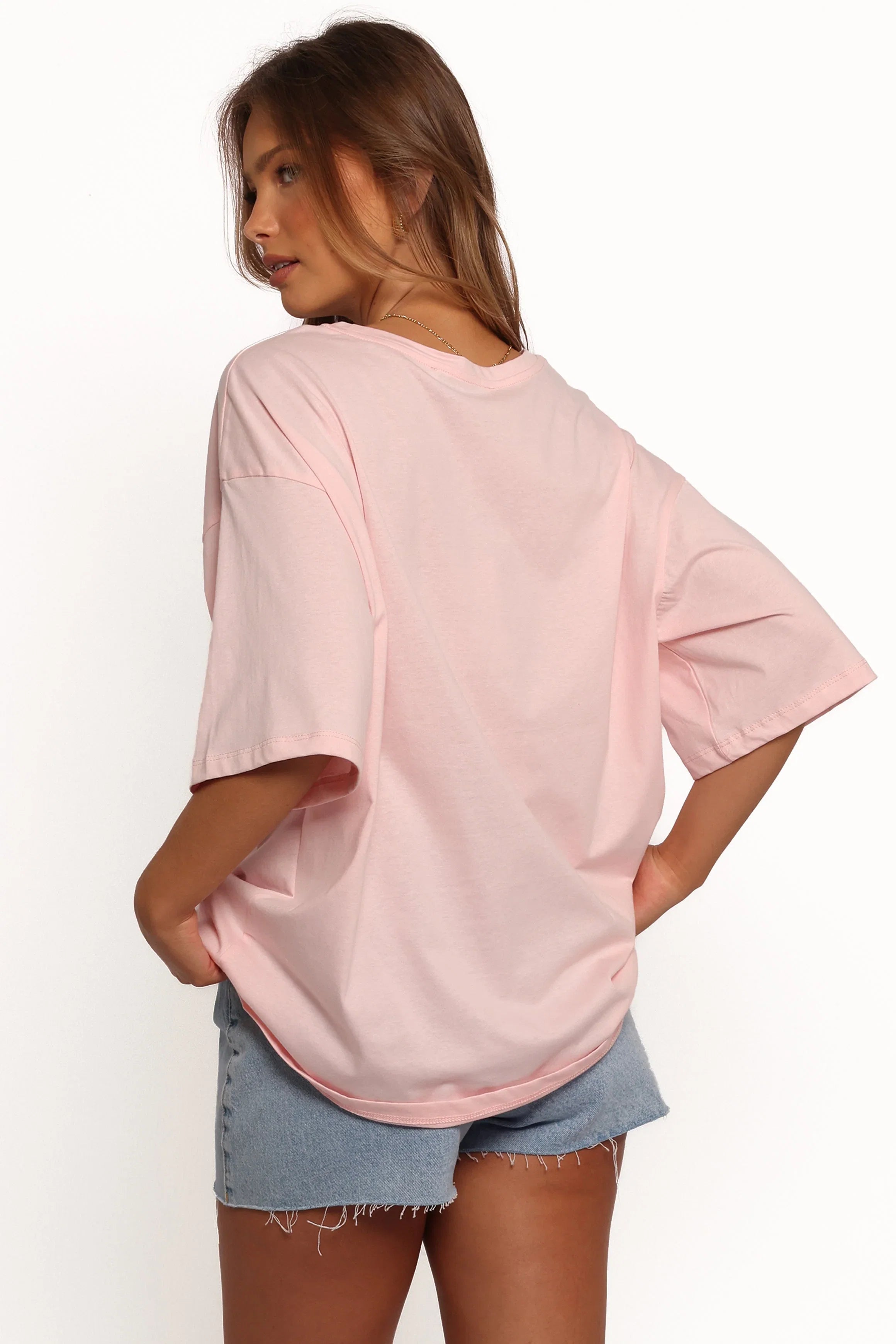 Loa Graphic Tee Pink Red