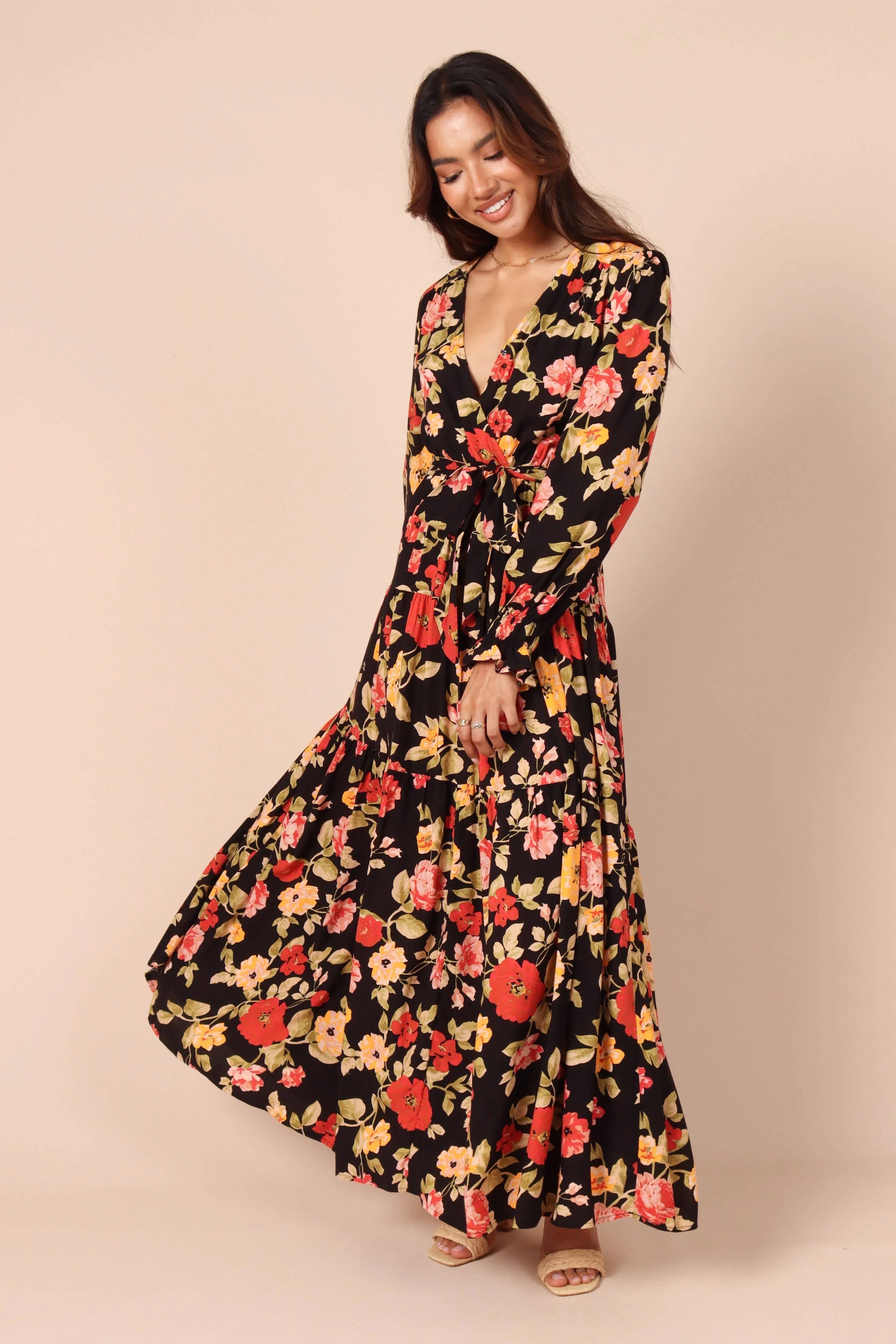 Ruana Maxi Dress Black Floral