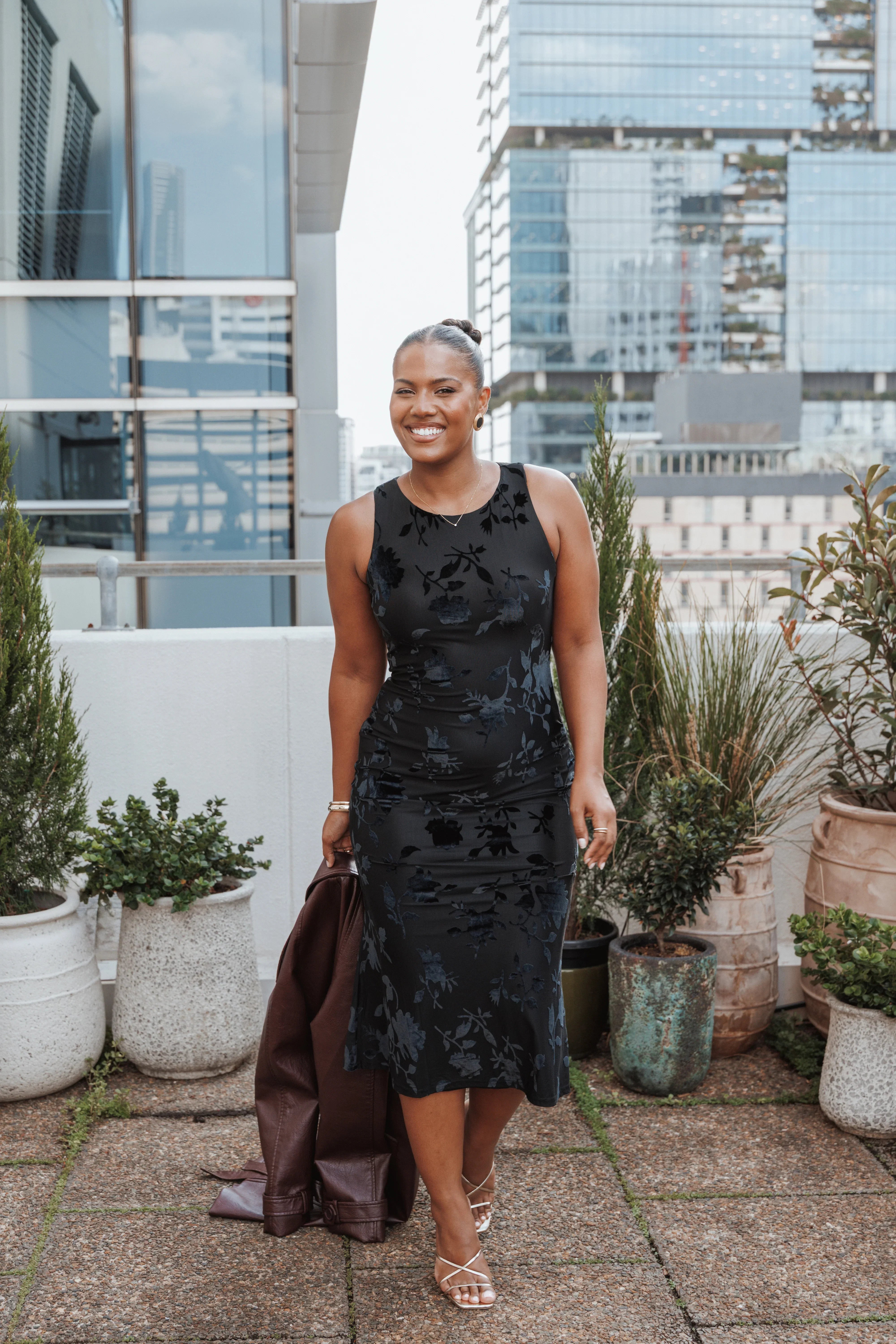 Melinda Sleeveless Velvet Maxi Black
