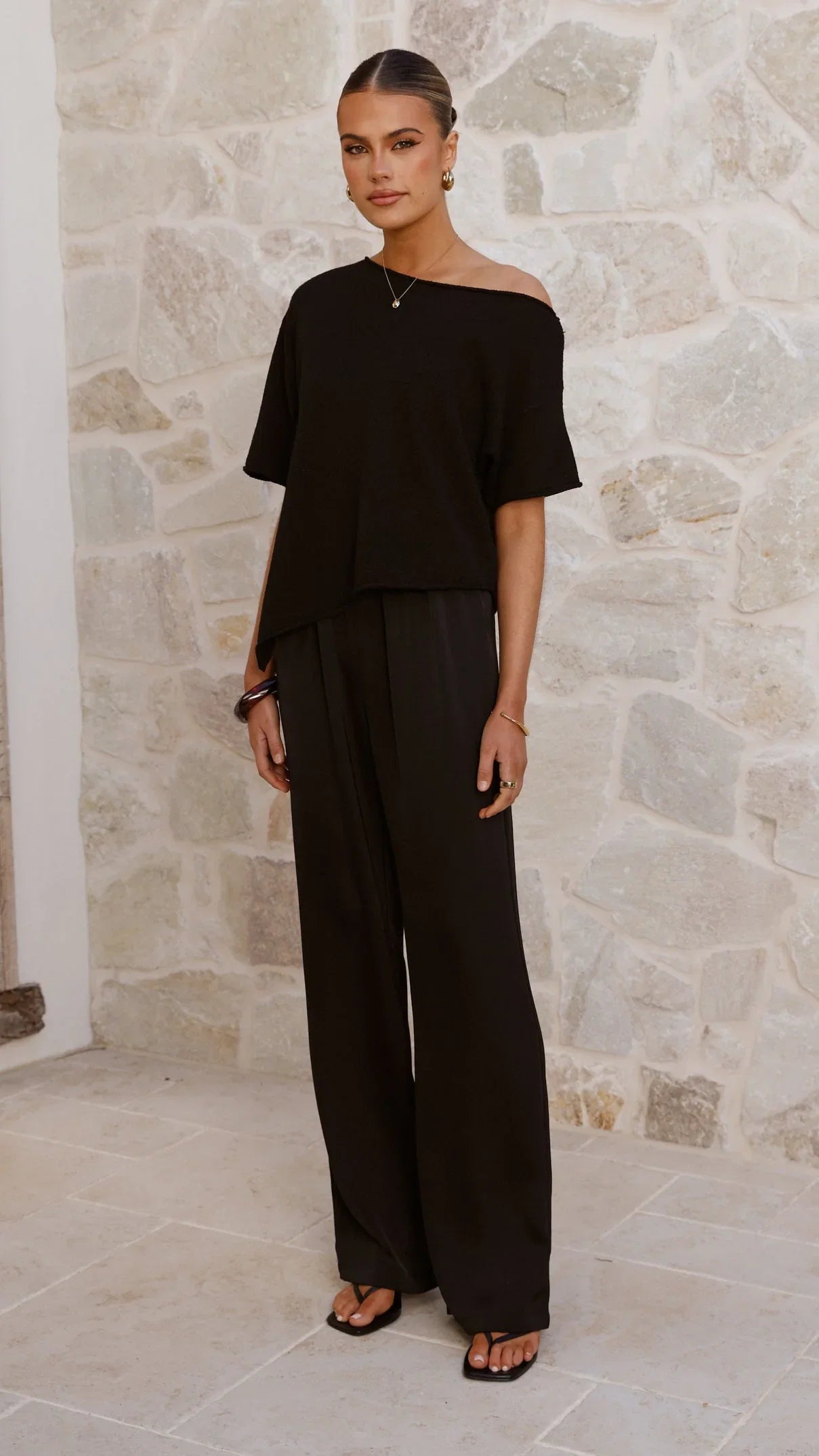 Blair Off Shoulder Tee Black