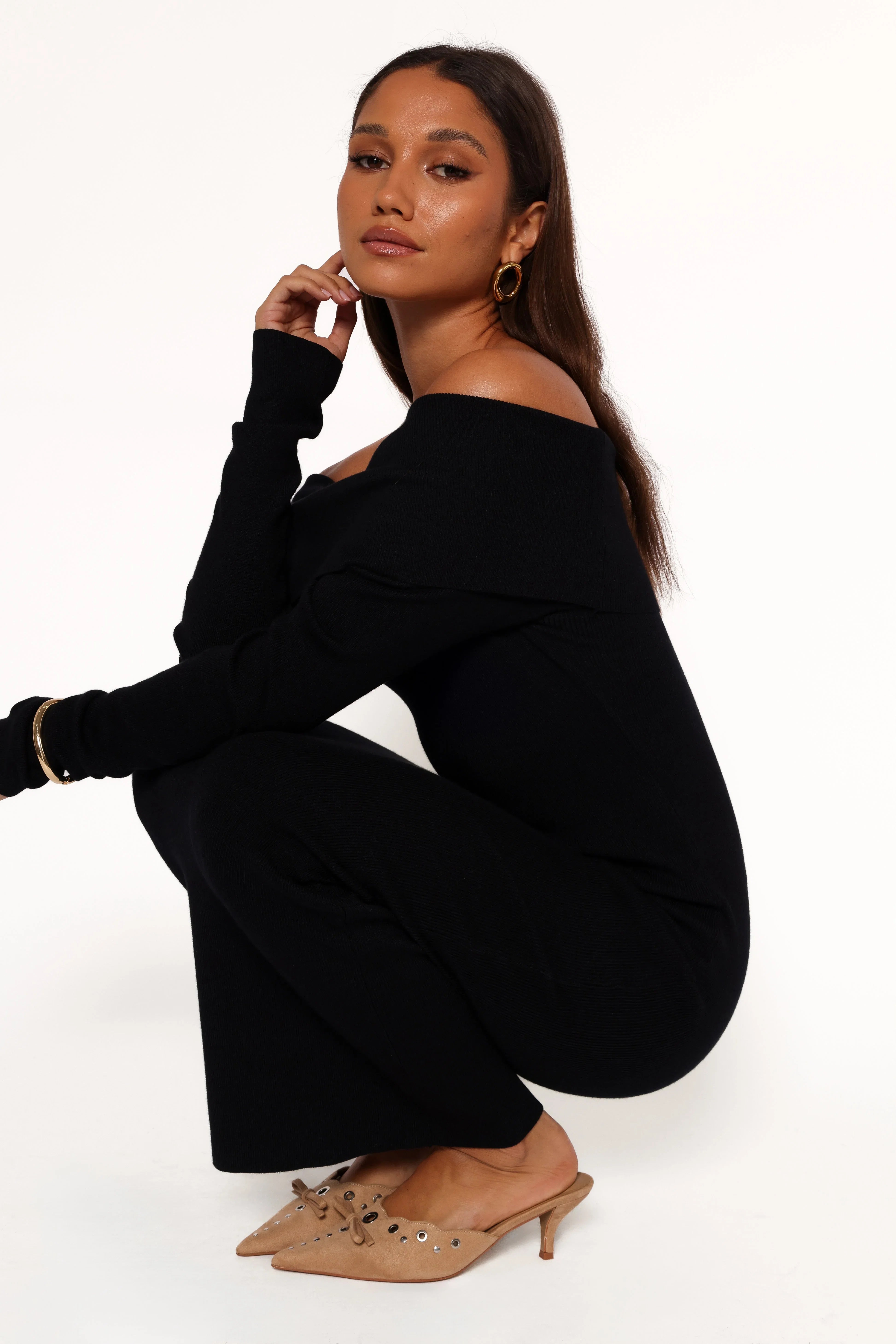 Archie Off the Shoulder Midi Dress Black