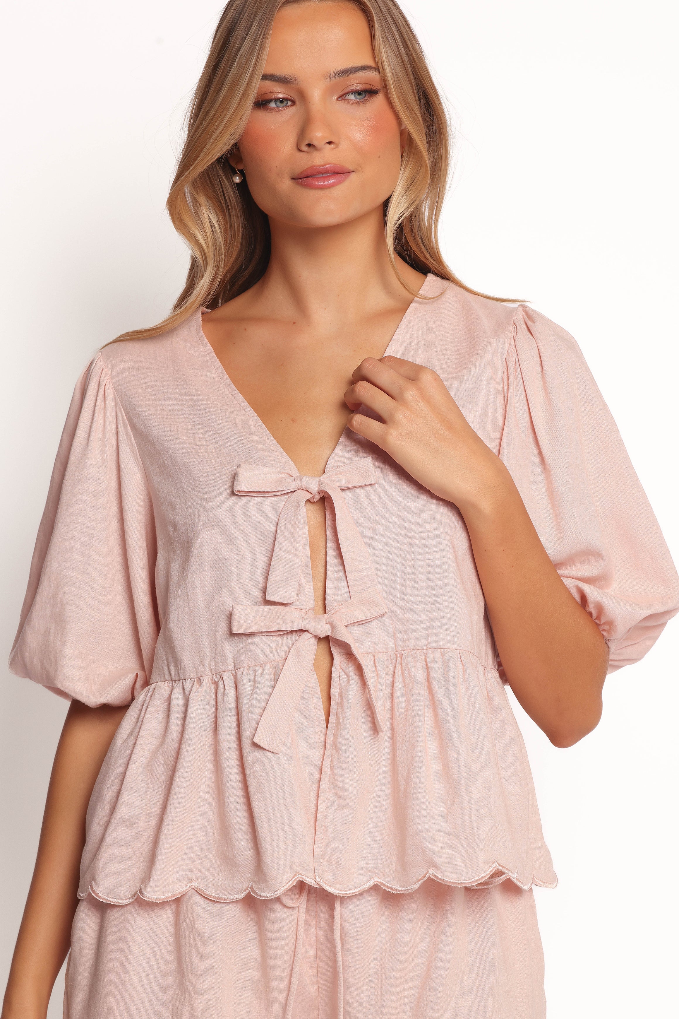Zarie Scalloped Short Set Light Pink
