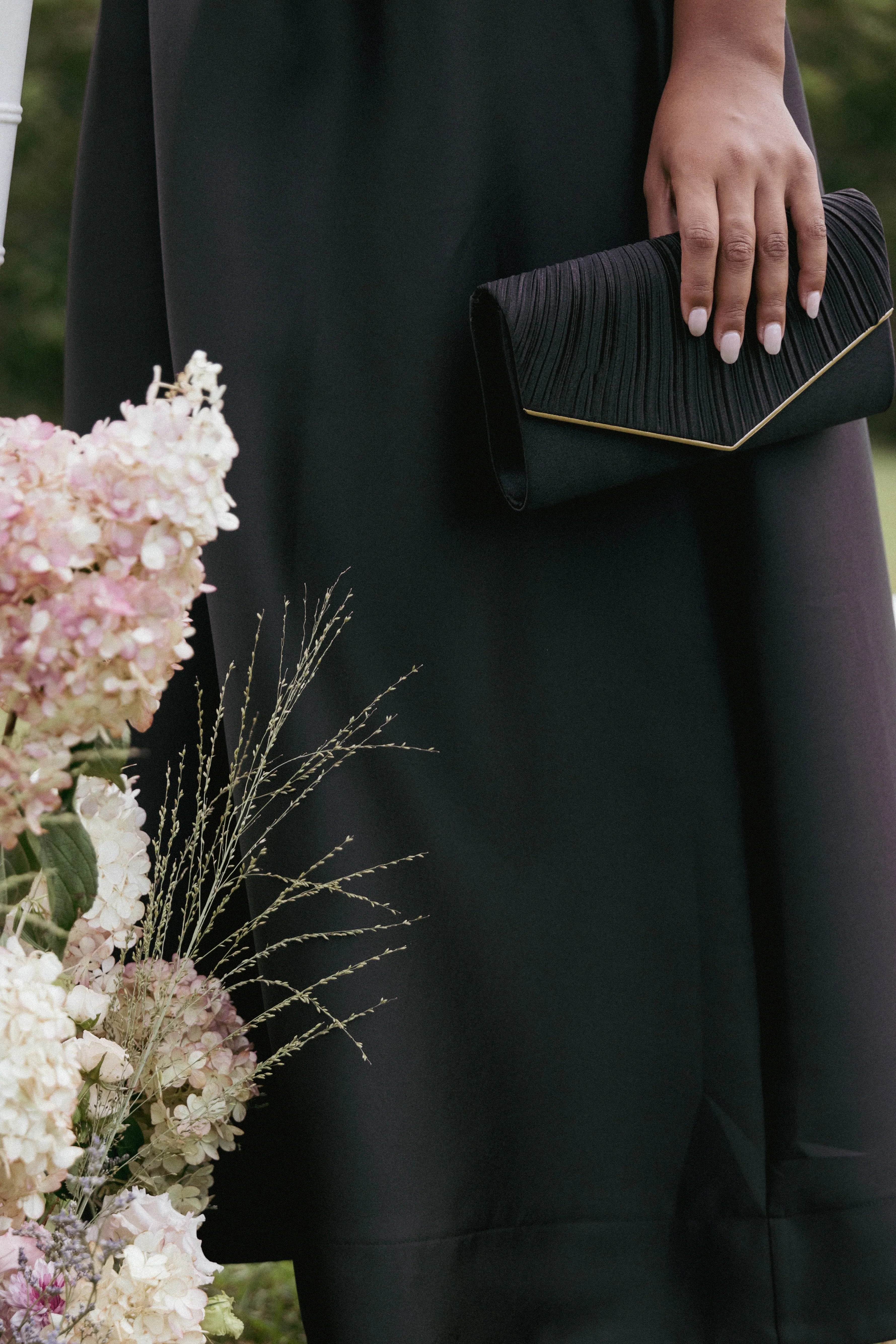 Lucia Clutch Black