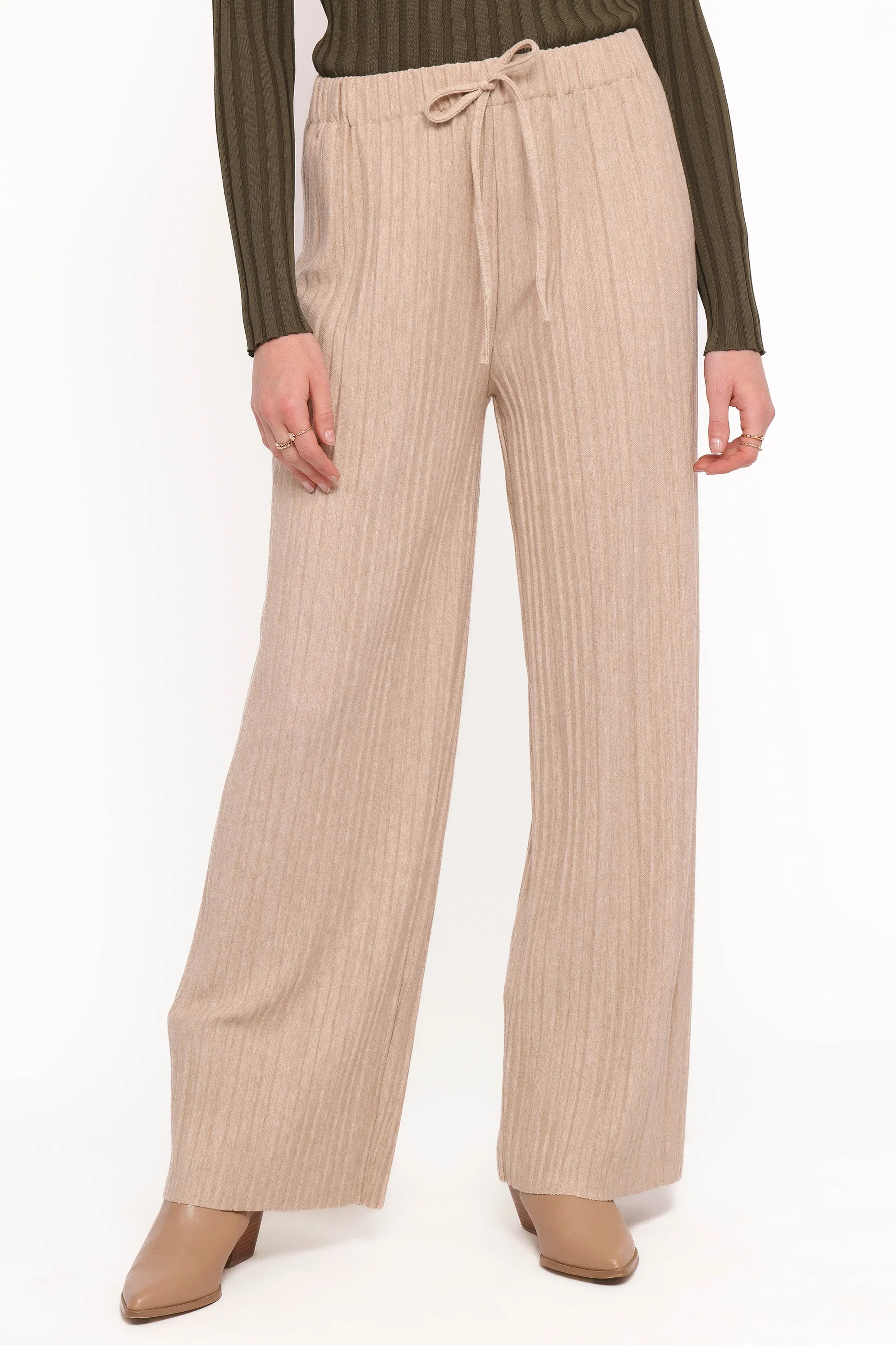 Davis Pleated Knit Pant Beige