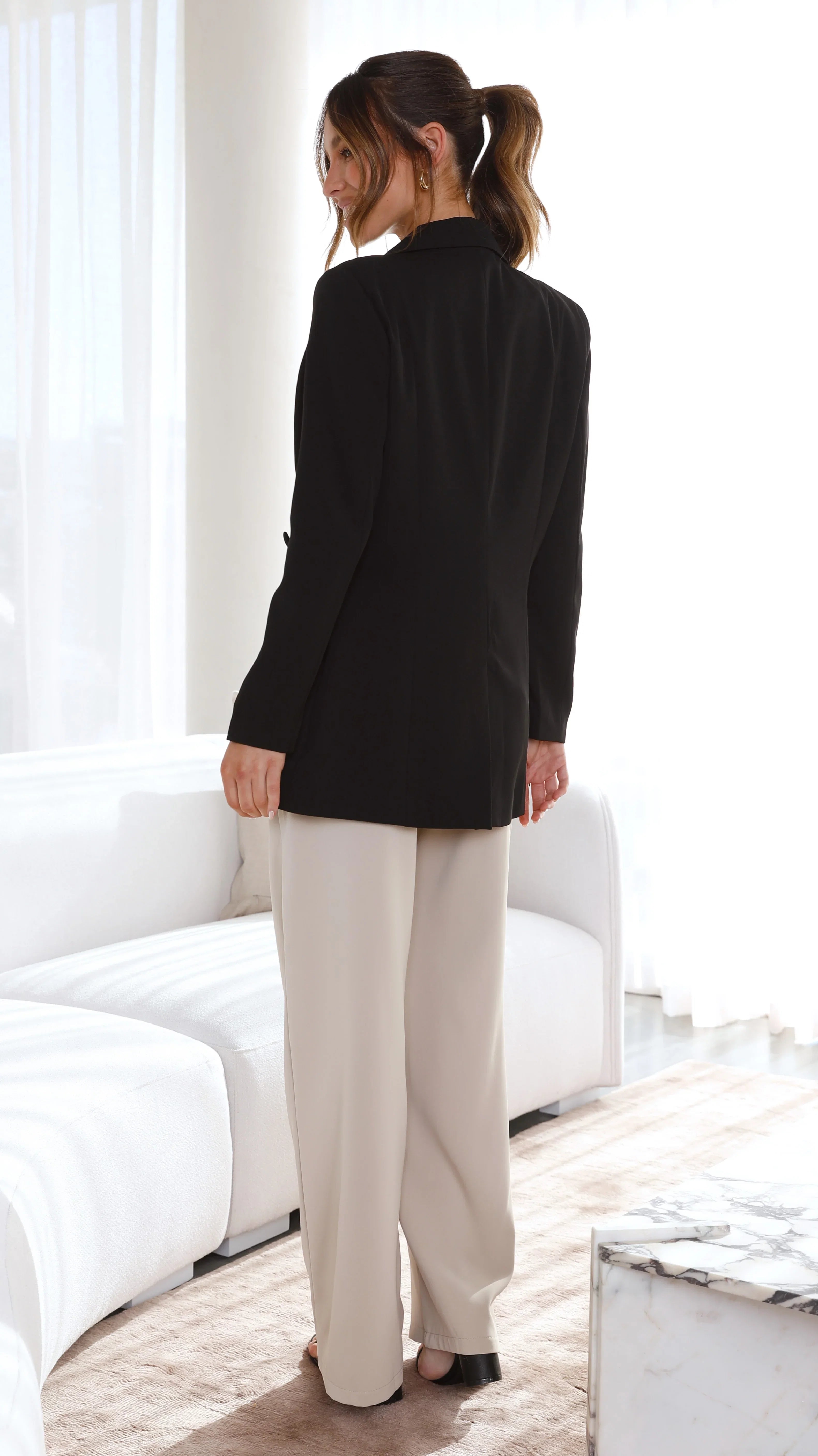 Hada Blazer Black