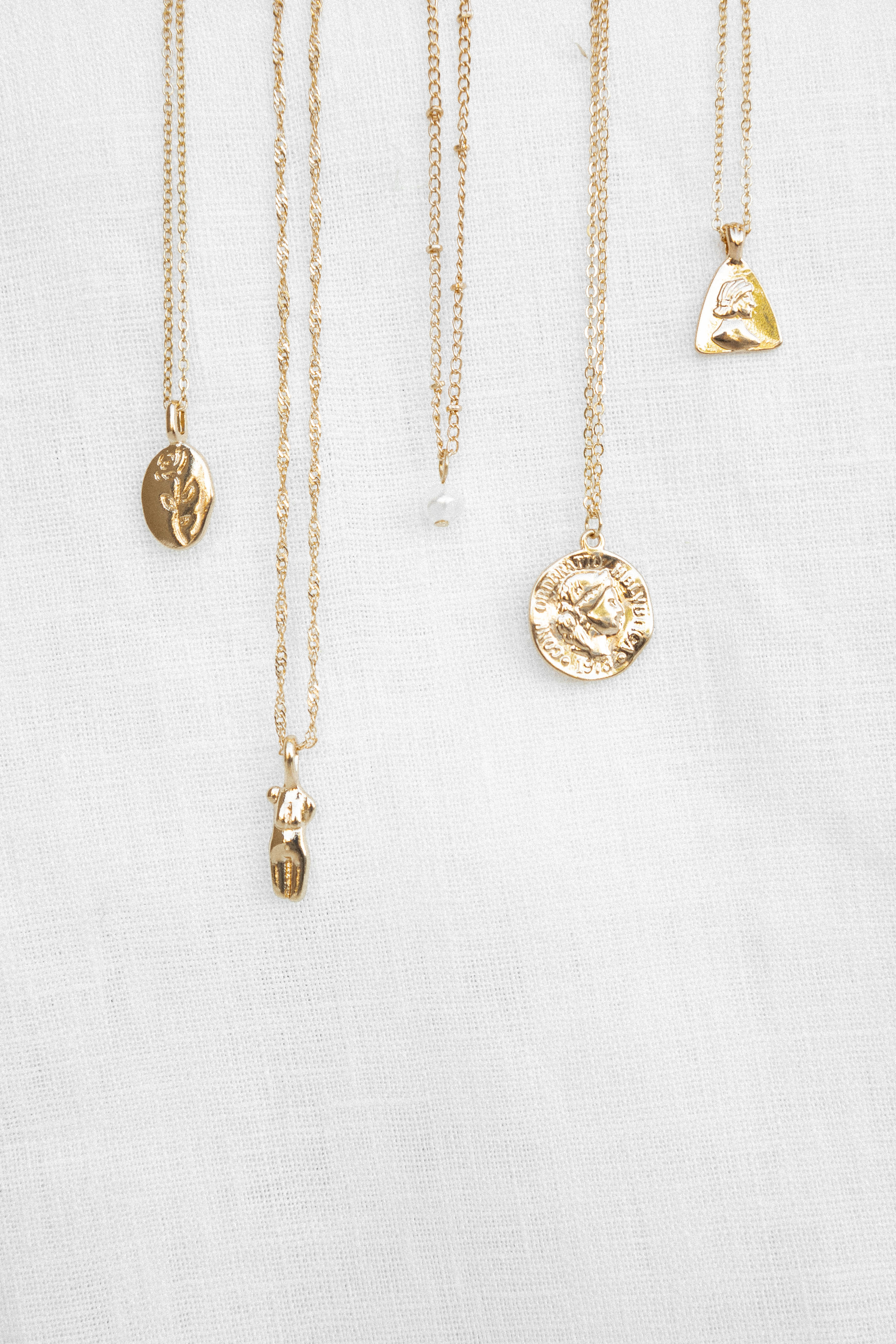 Enchante 5 Layer Necklace Set Gold