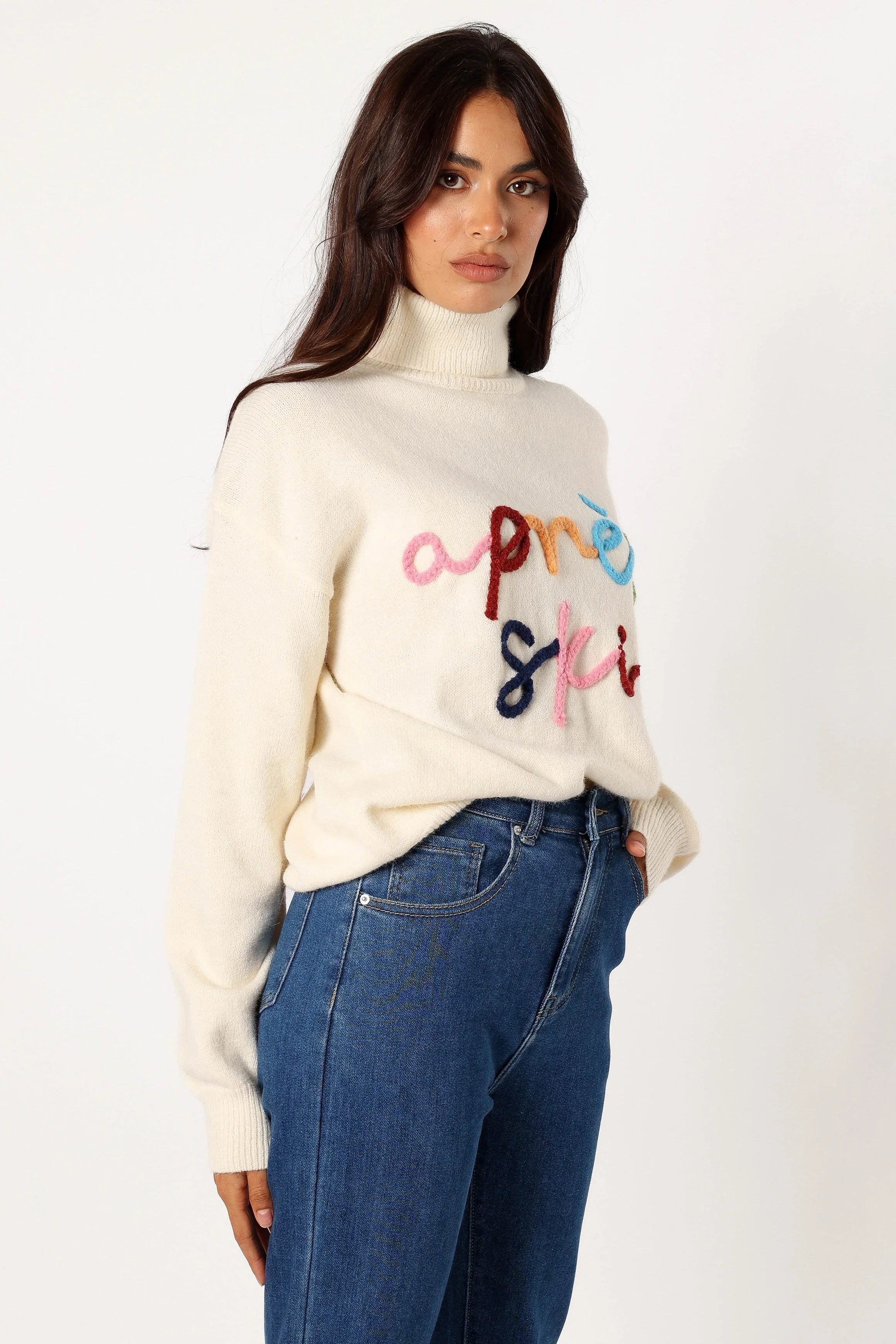 Apres Ski Turtleneck Knit Sweater Off White