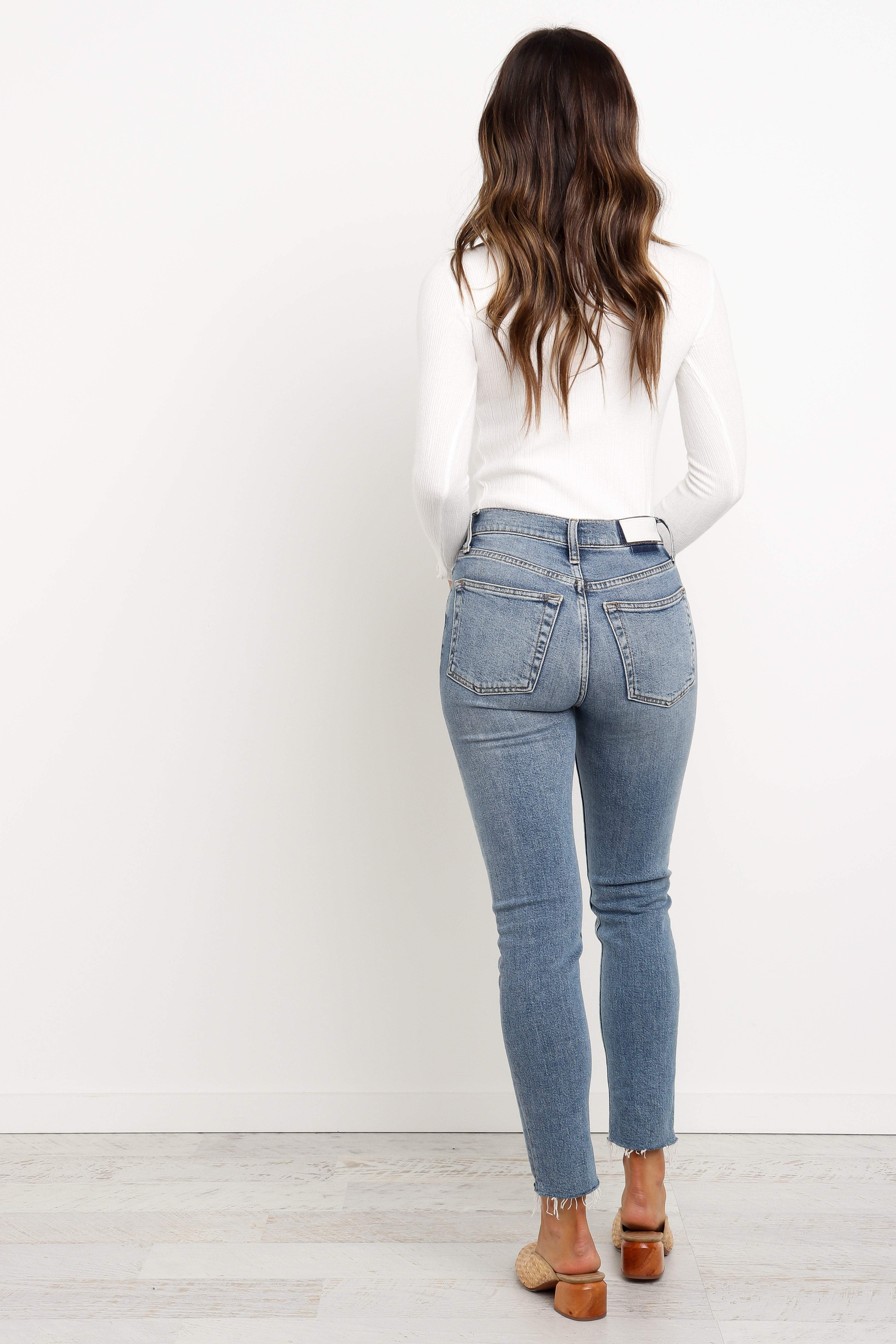 Shadow Top White
