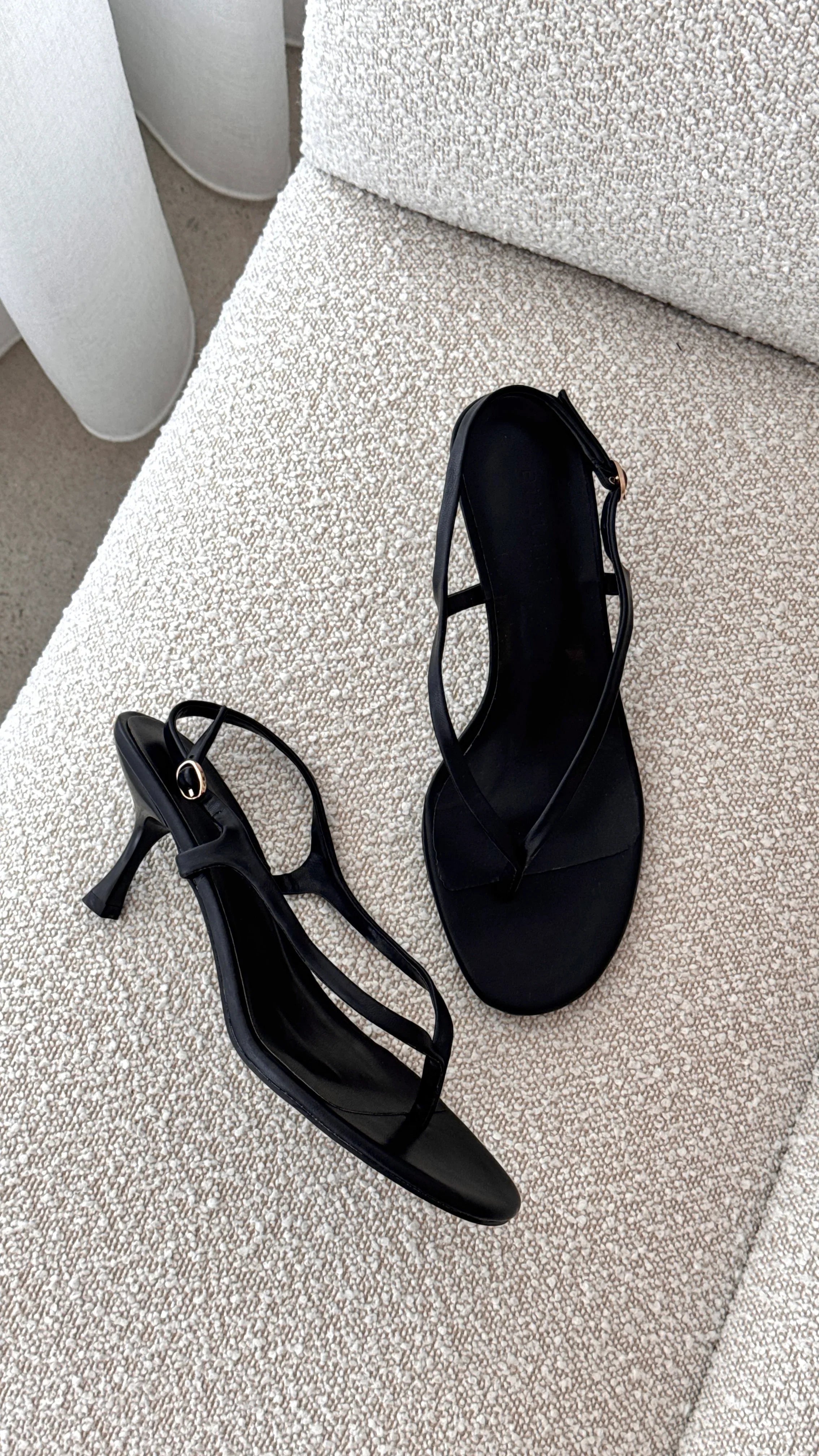 Novae Heel Black