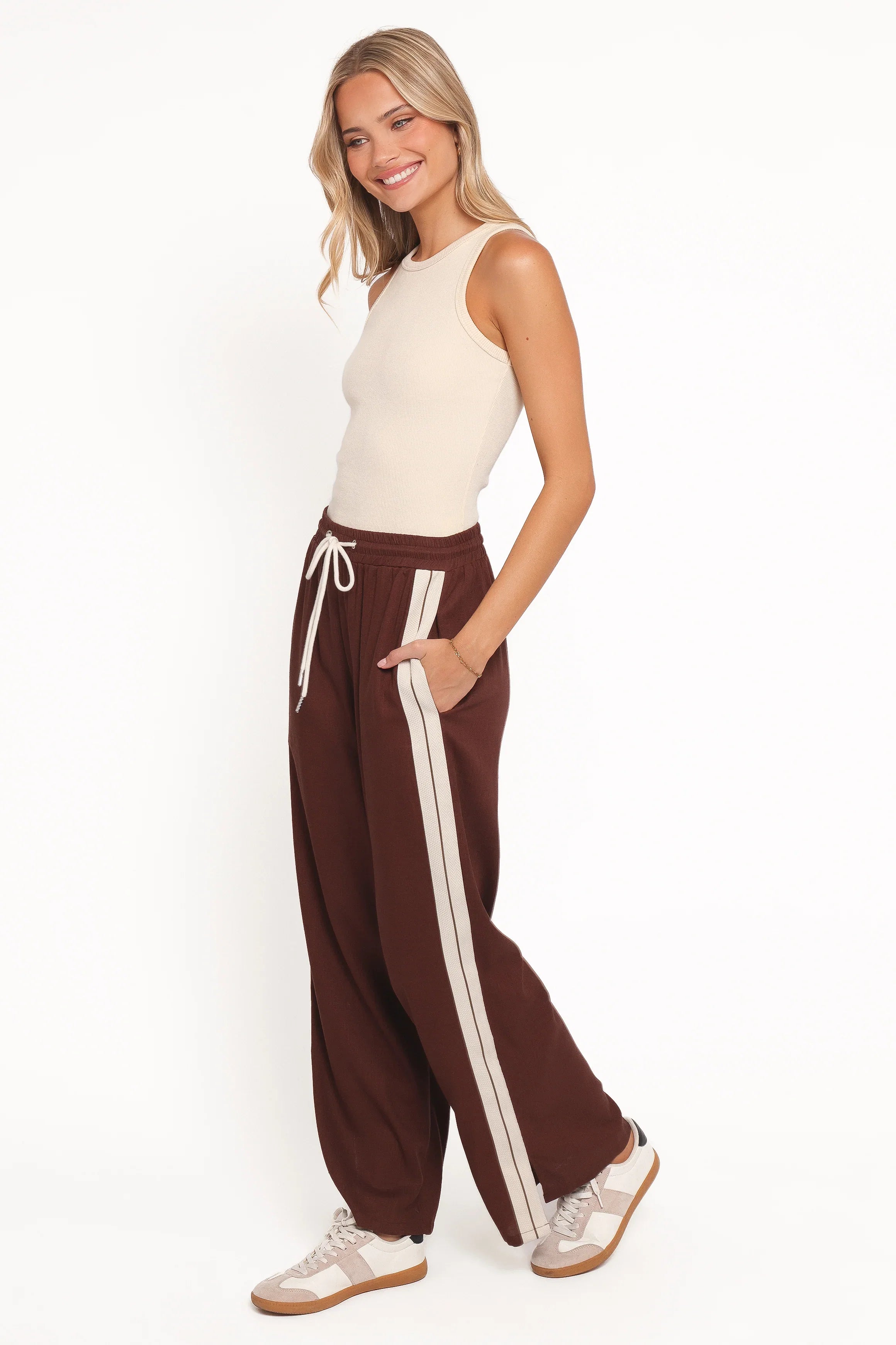 Hvar Track Pant Brown