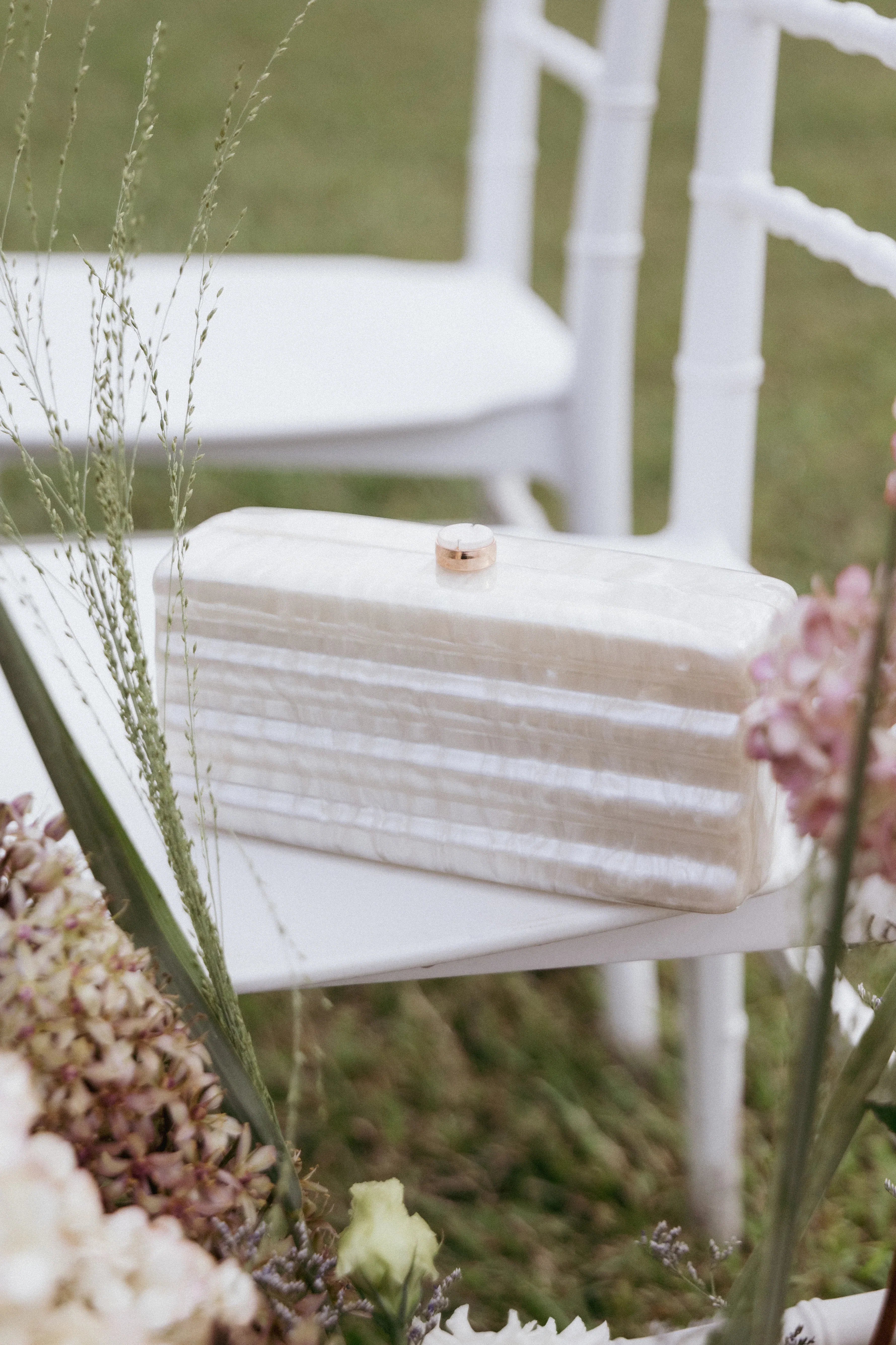 Helena Clutch Pearl