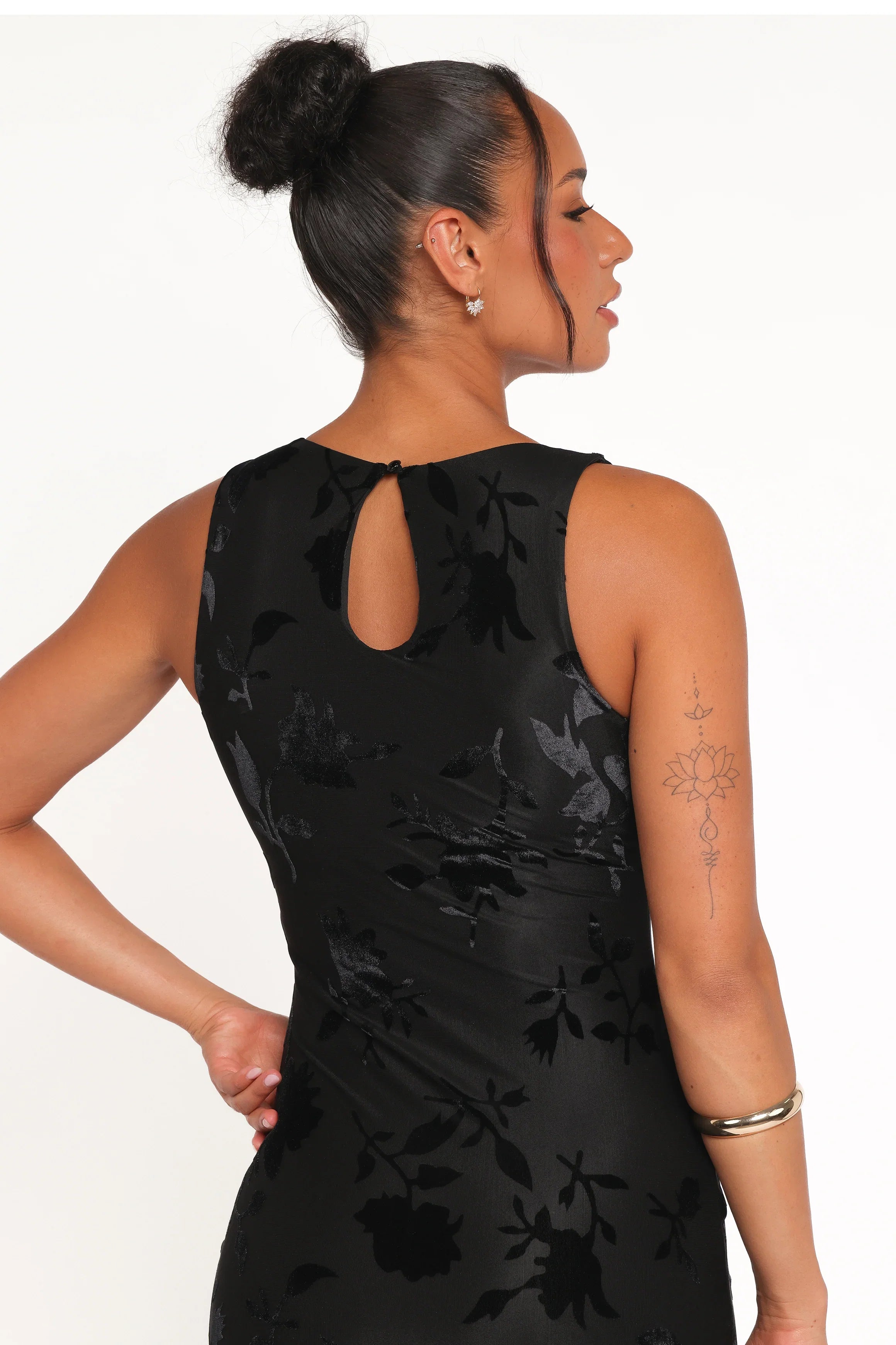 Melinda Sleeveless Velvet Maxi Black