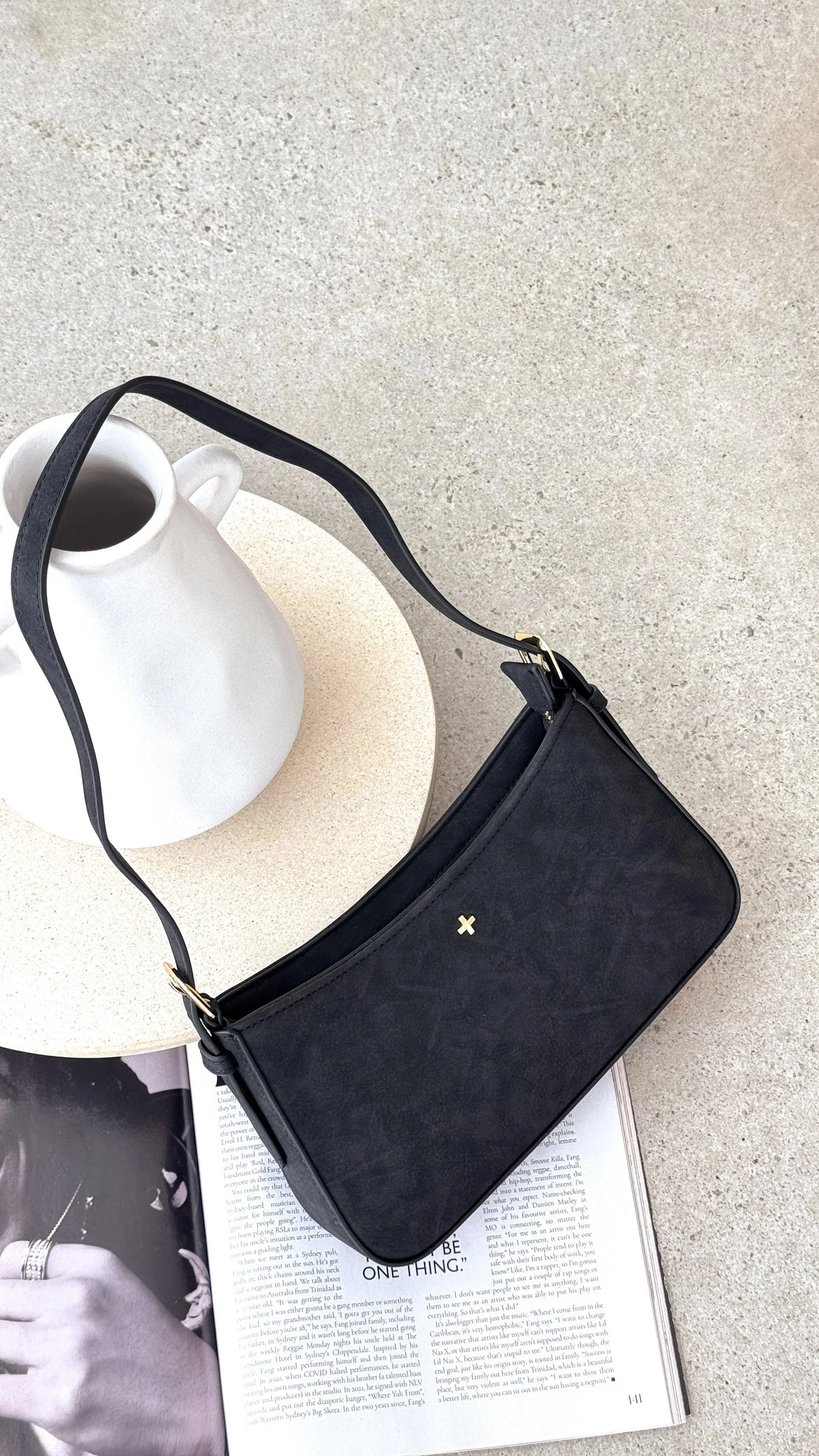 Lilu Shoulder Bag Black Suede