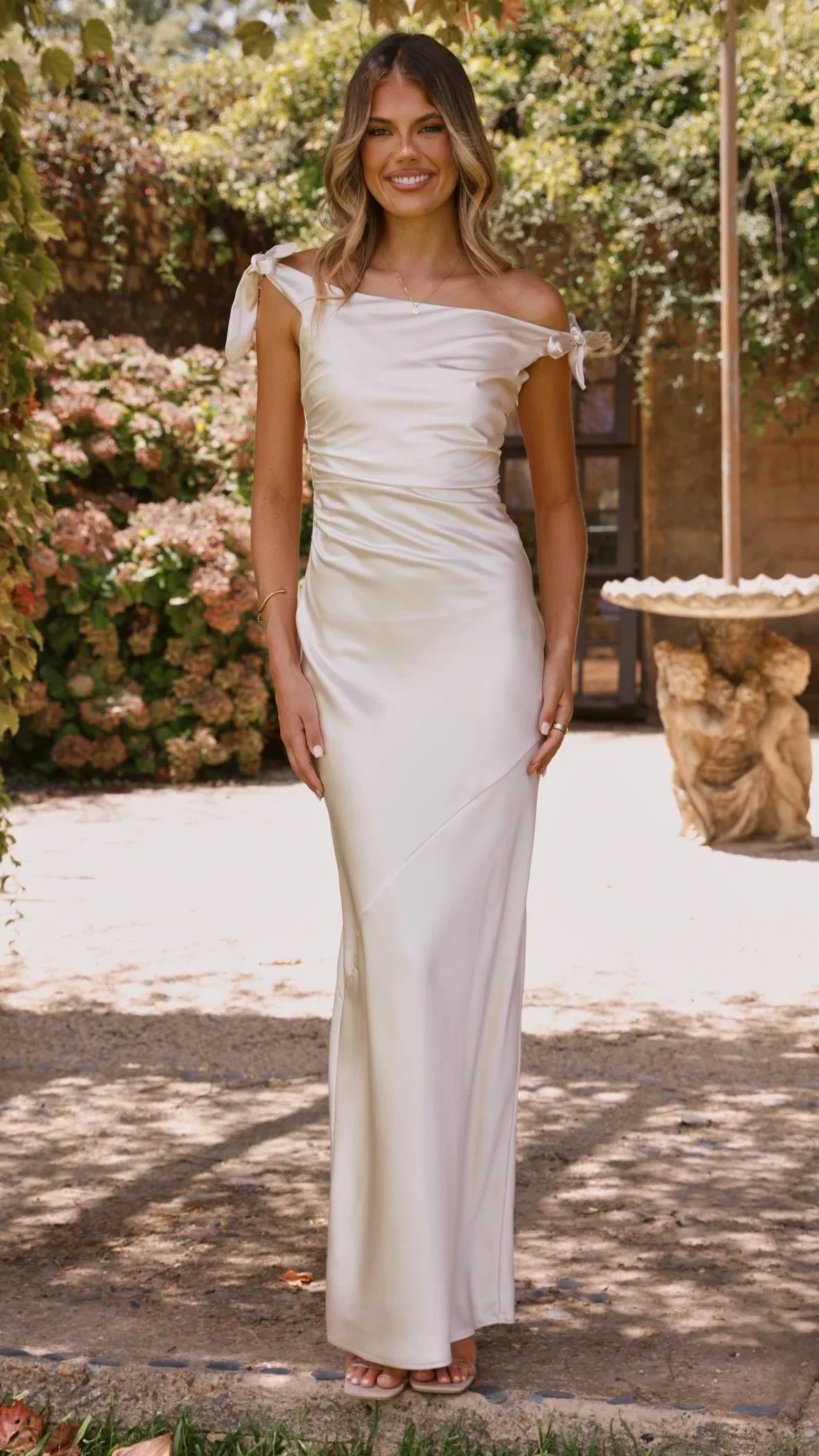 Frida Maxi Dress Champagne