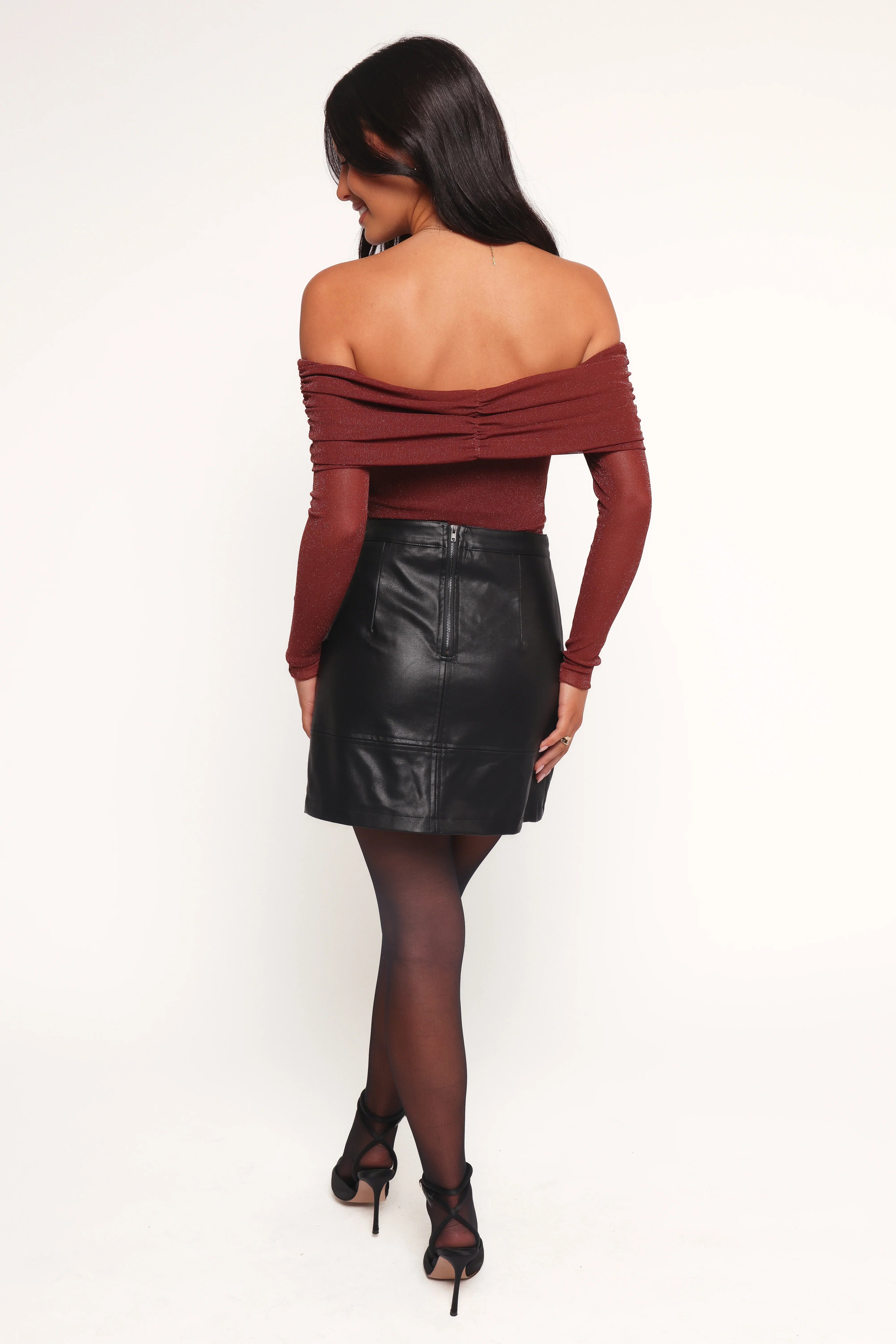Raya Off Shoulder Top Merlot