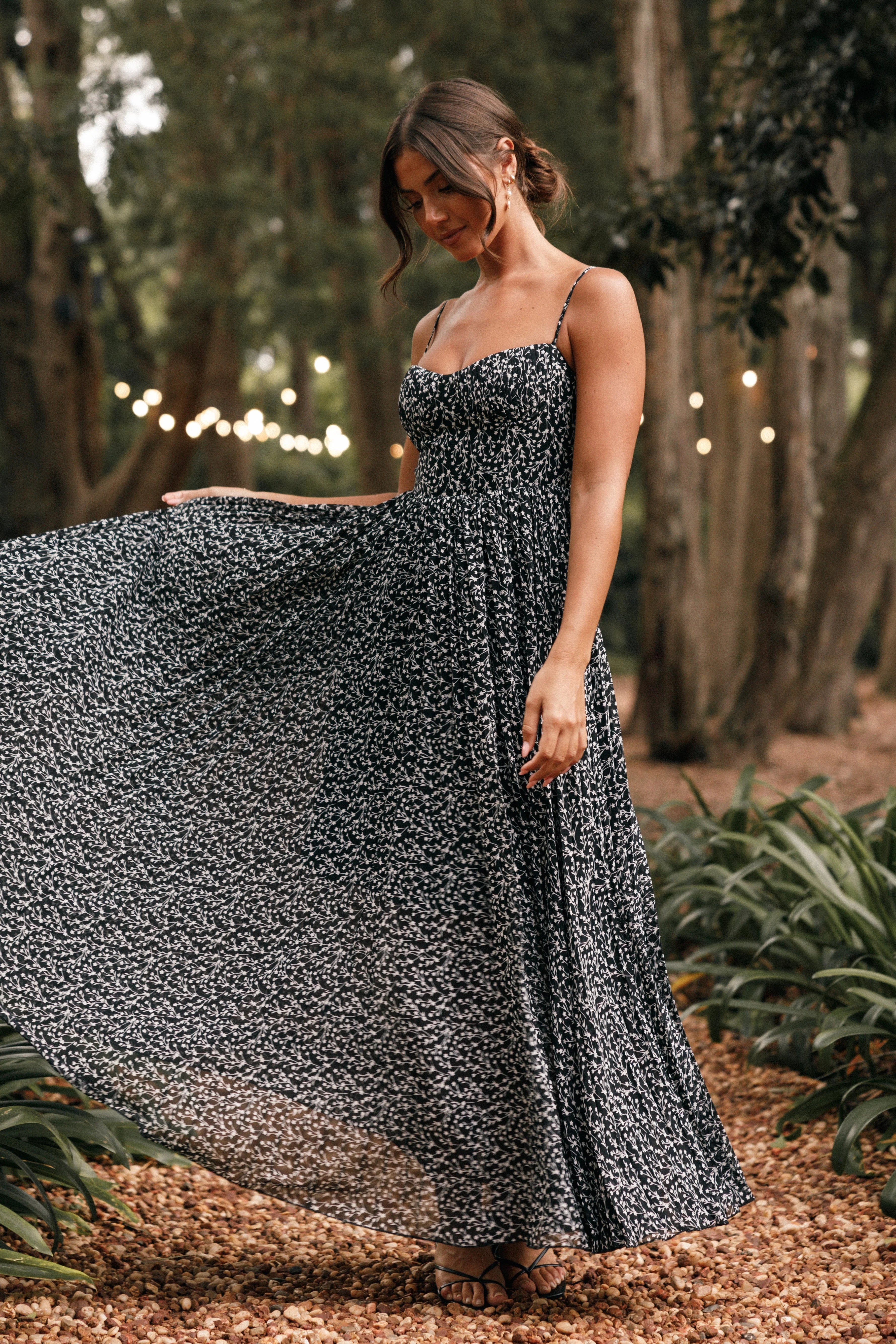 Achanti Pleated Maxi Dress Black Floral
