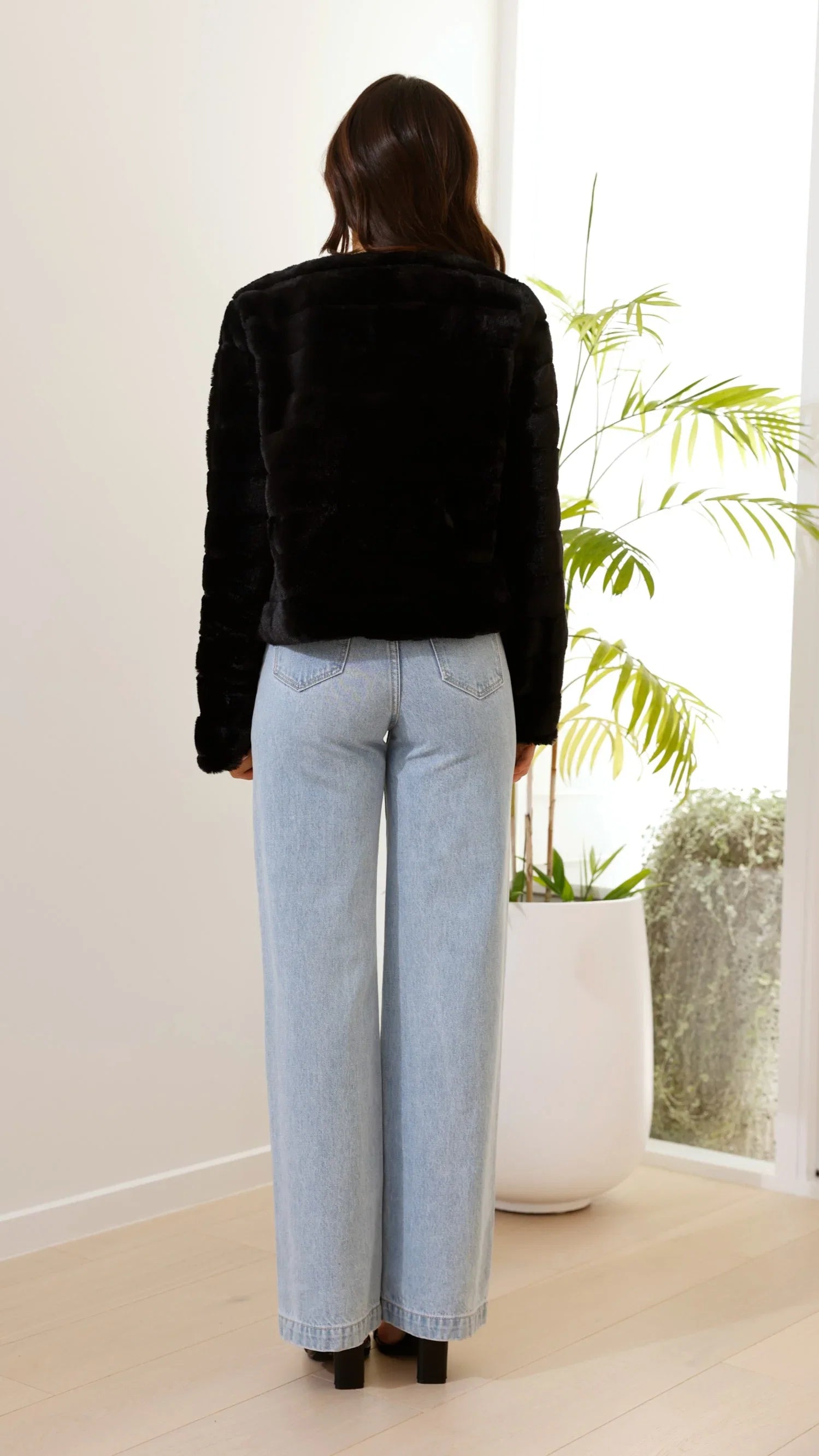 Tully Crop Jacket Black