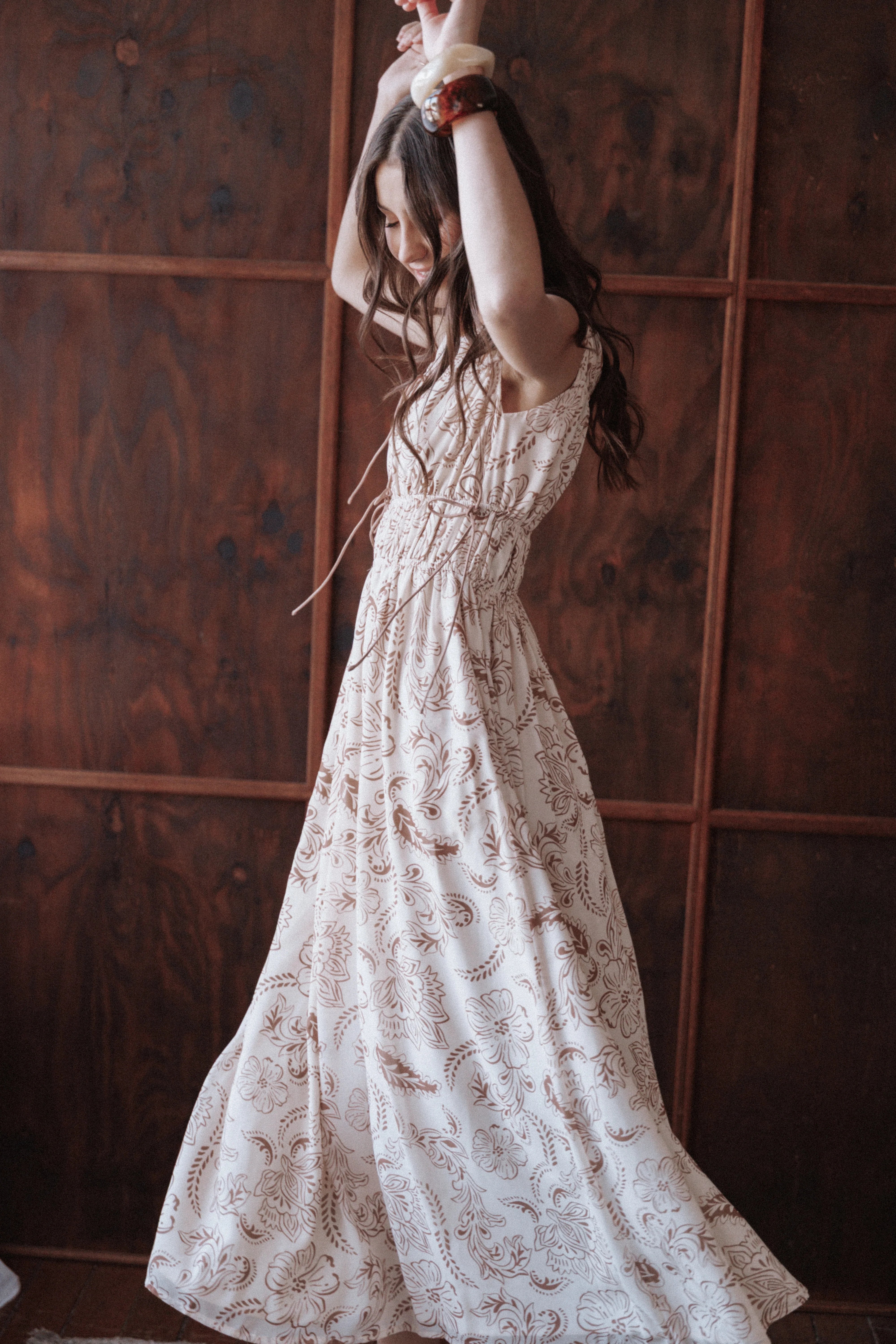 Safira Midi Dress Brown Paisley