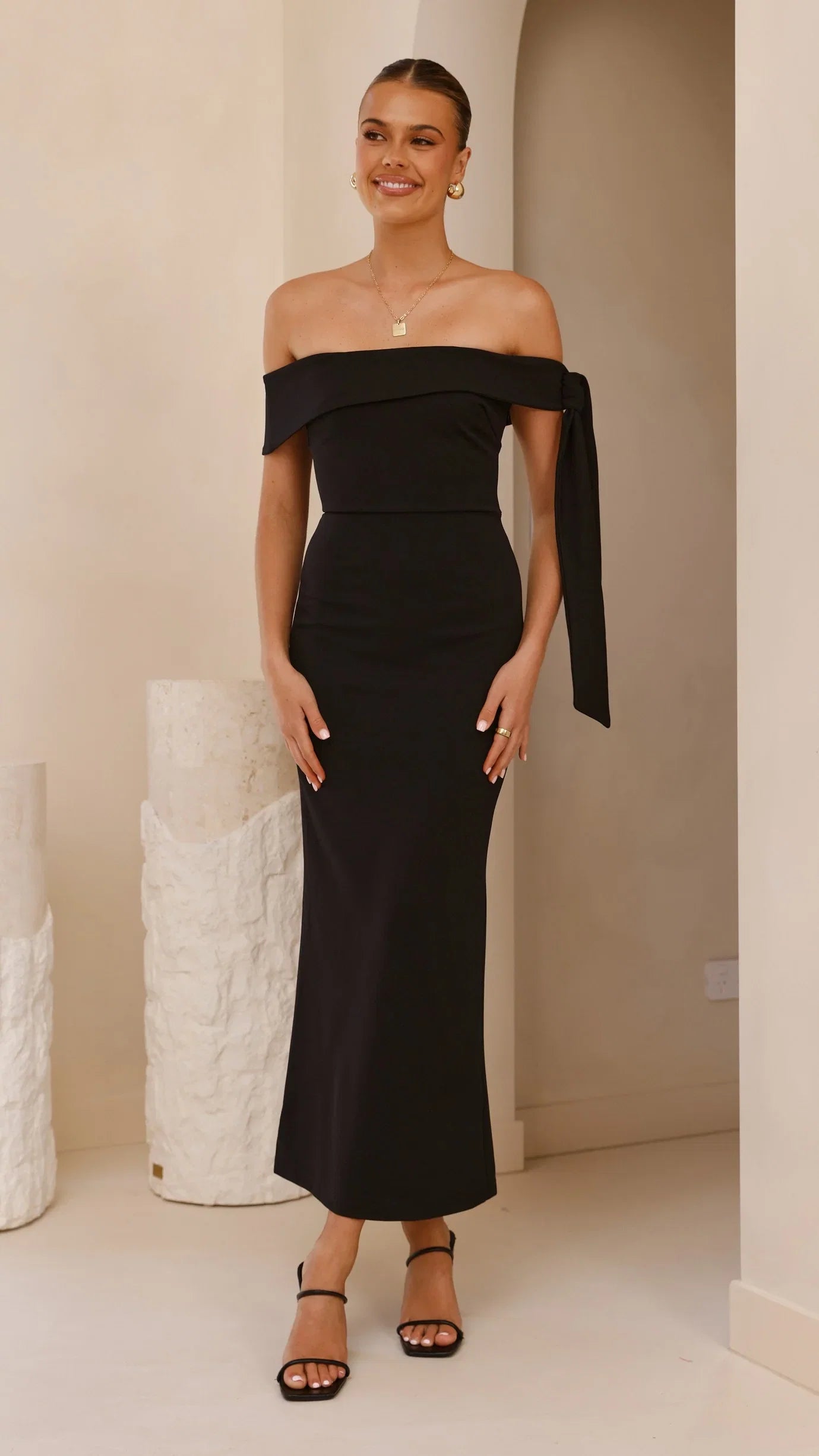 Halen Off Shoulder Midi Dress Black