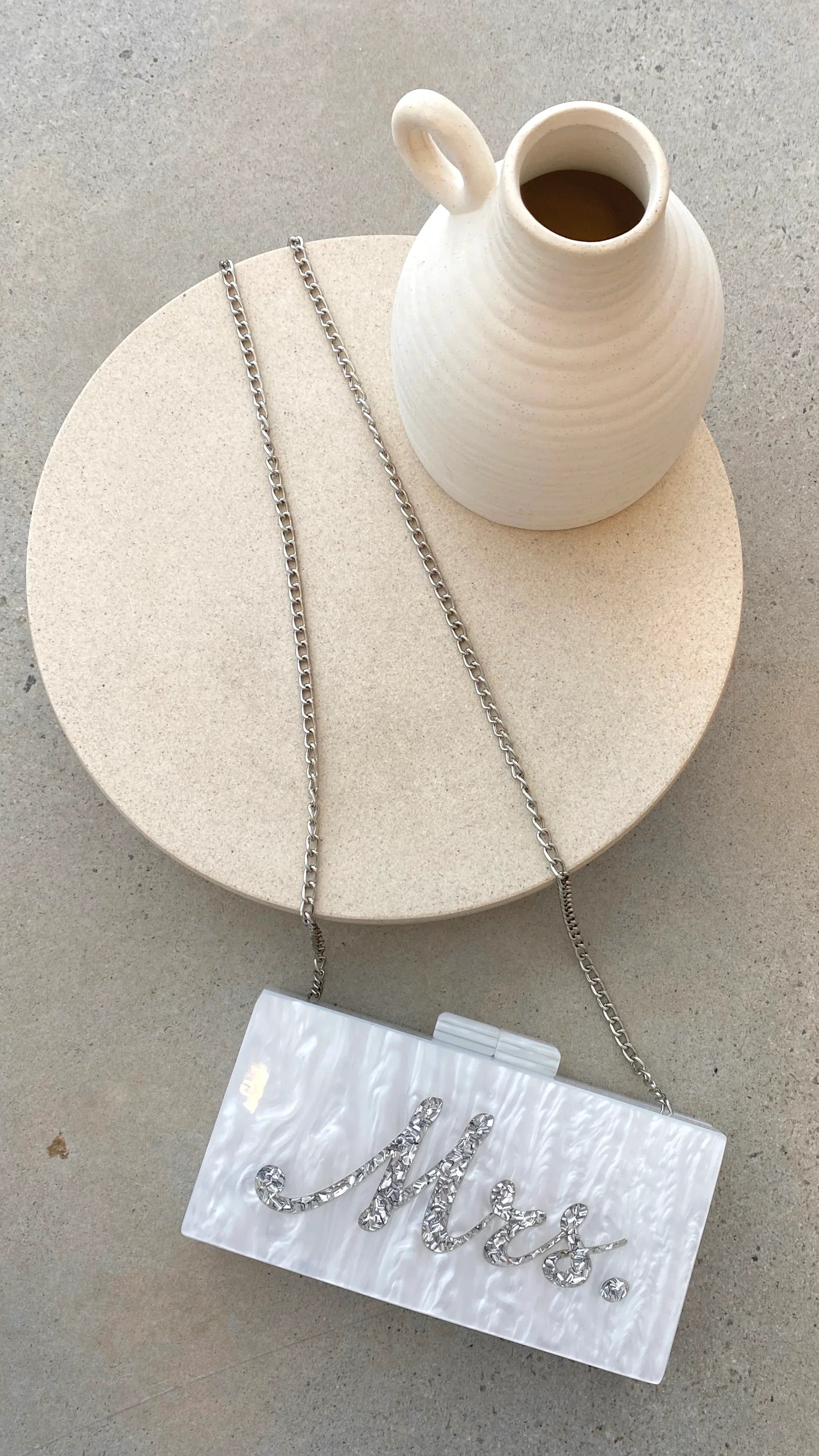 Mrs Pearla Clutch White Silver