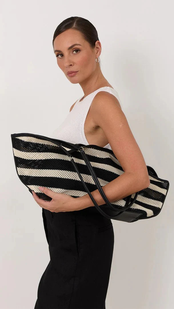 Sporty Weave Tote Black Natural