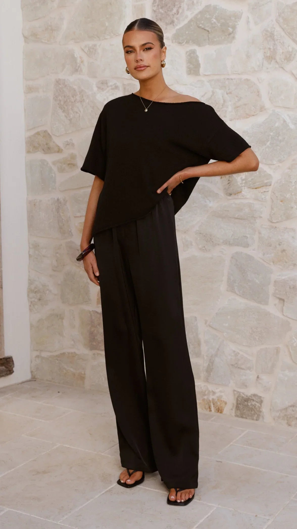Blair Off Shoulder Tee Black