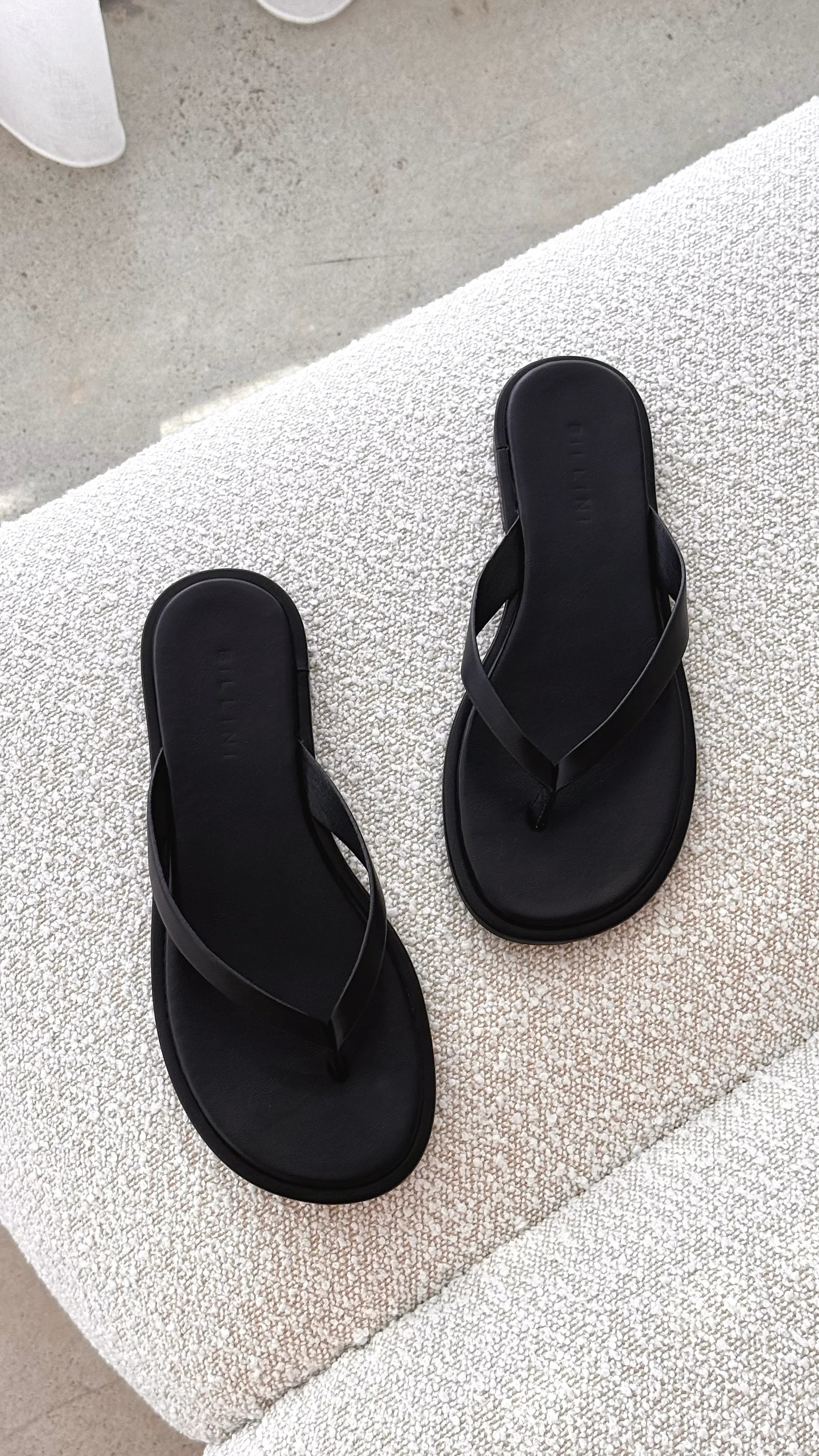 Beaux Thong Black