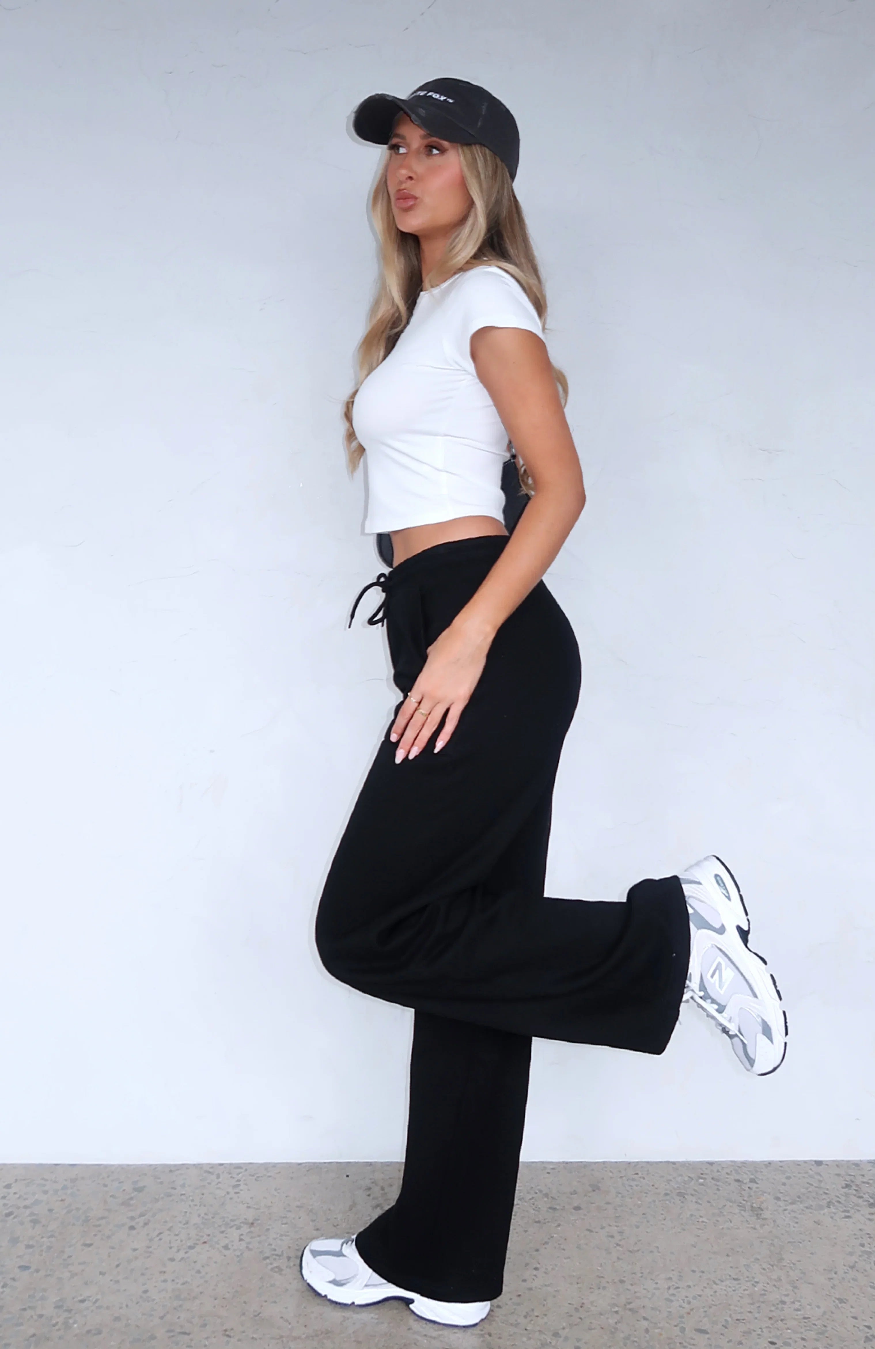 Youd Love It Here Wide Leg Sweatpants Black